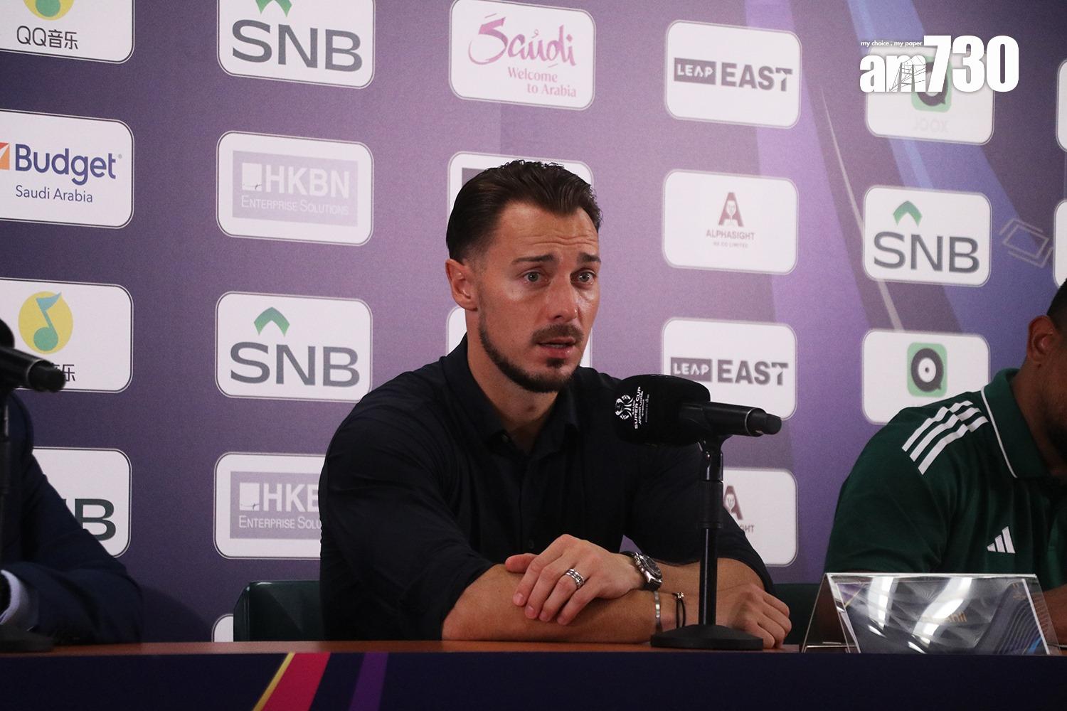 吉達艾阿里的主帥贊斯利。(《am730》記者攝)