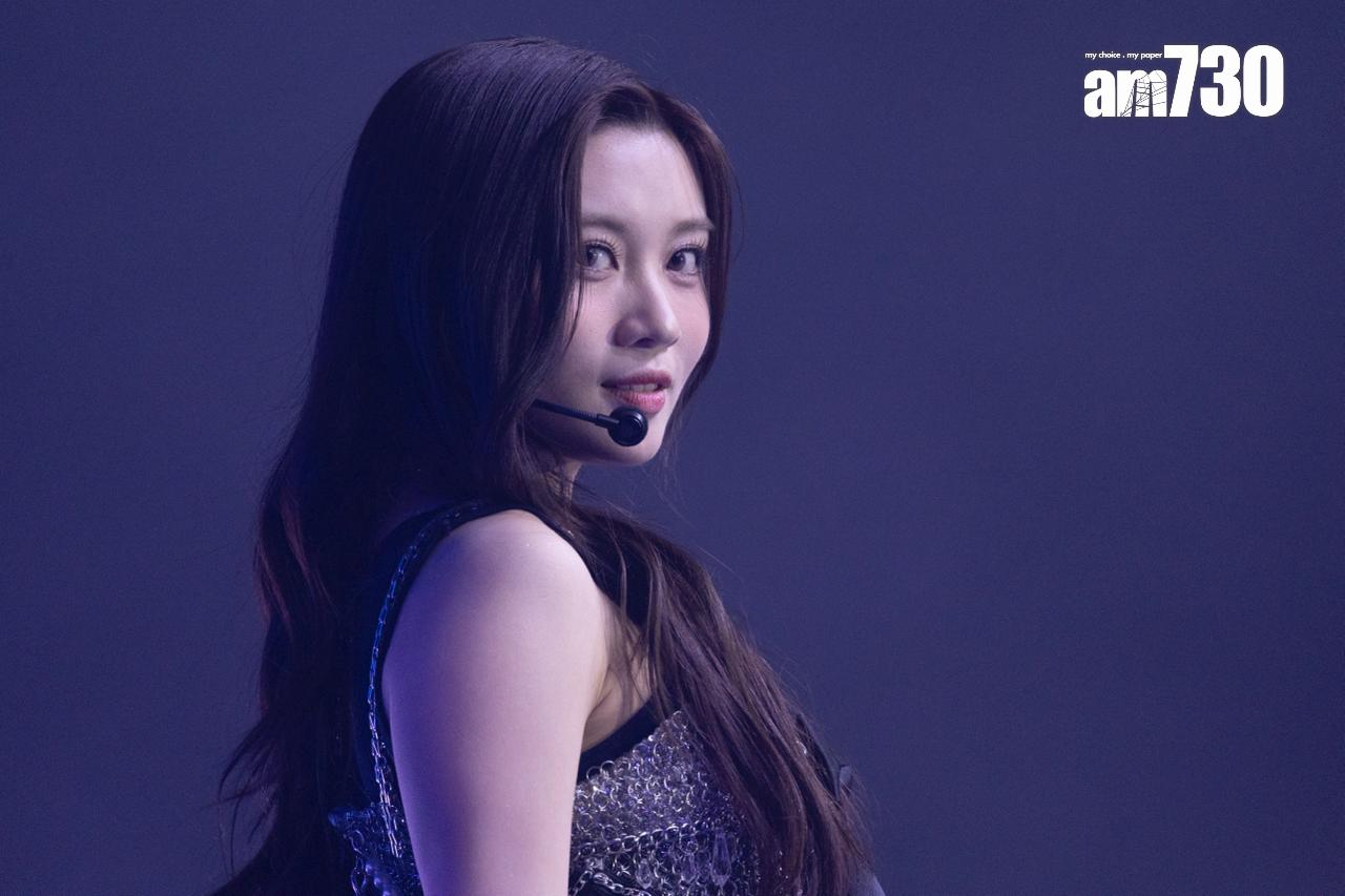 Candy大叫:「我畢業喇!我可以全職投入COLLAR!」全場起哄。(蘇文傑攝)