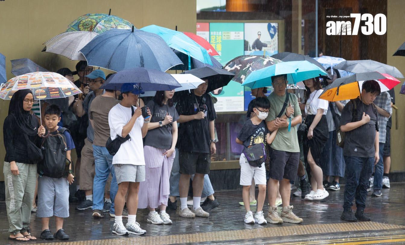 今日有驟雨,部分地區雨勢較大。(資料圖片/蘇文傑攝)