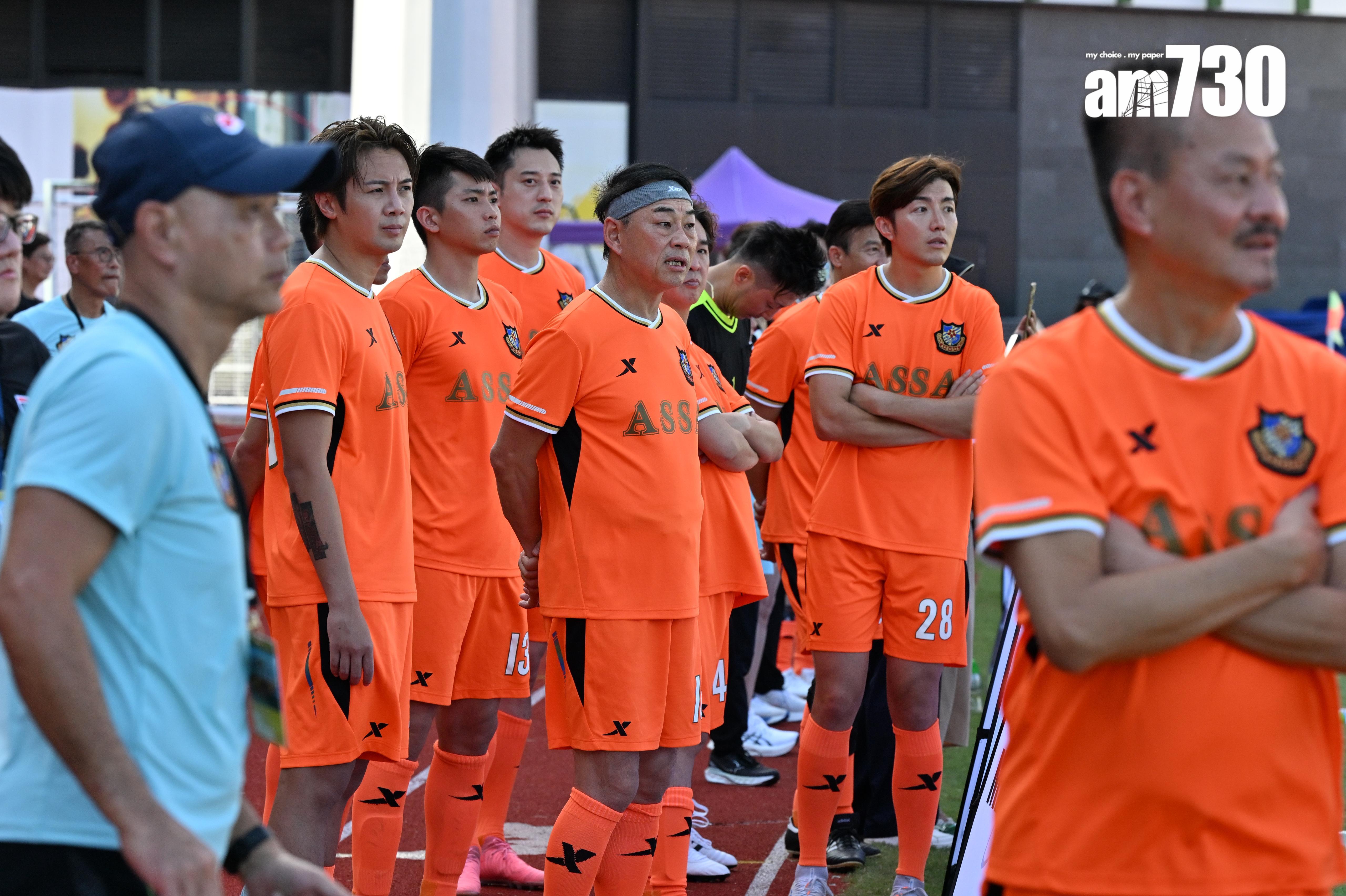 由譚詠麟率領的「香港明星足球隊」在《樂動新城.慈善運音會》對戰「香港傳奇足球隊」。