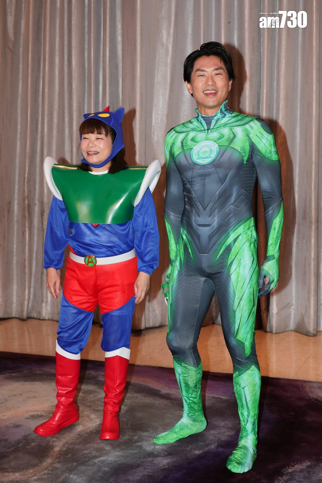 森美、小儀先後已加入商台逾30年。 (吳康琦攝)