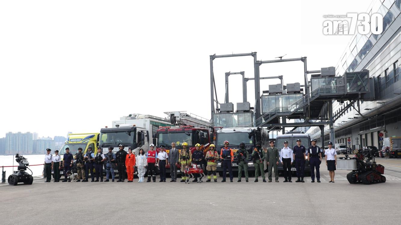 跨部門反恐演習在啟德郵輪碼頭進行,模擬恐怖分子乘郵輪到港襲擊(吳康琦攝)