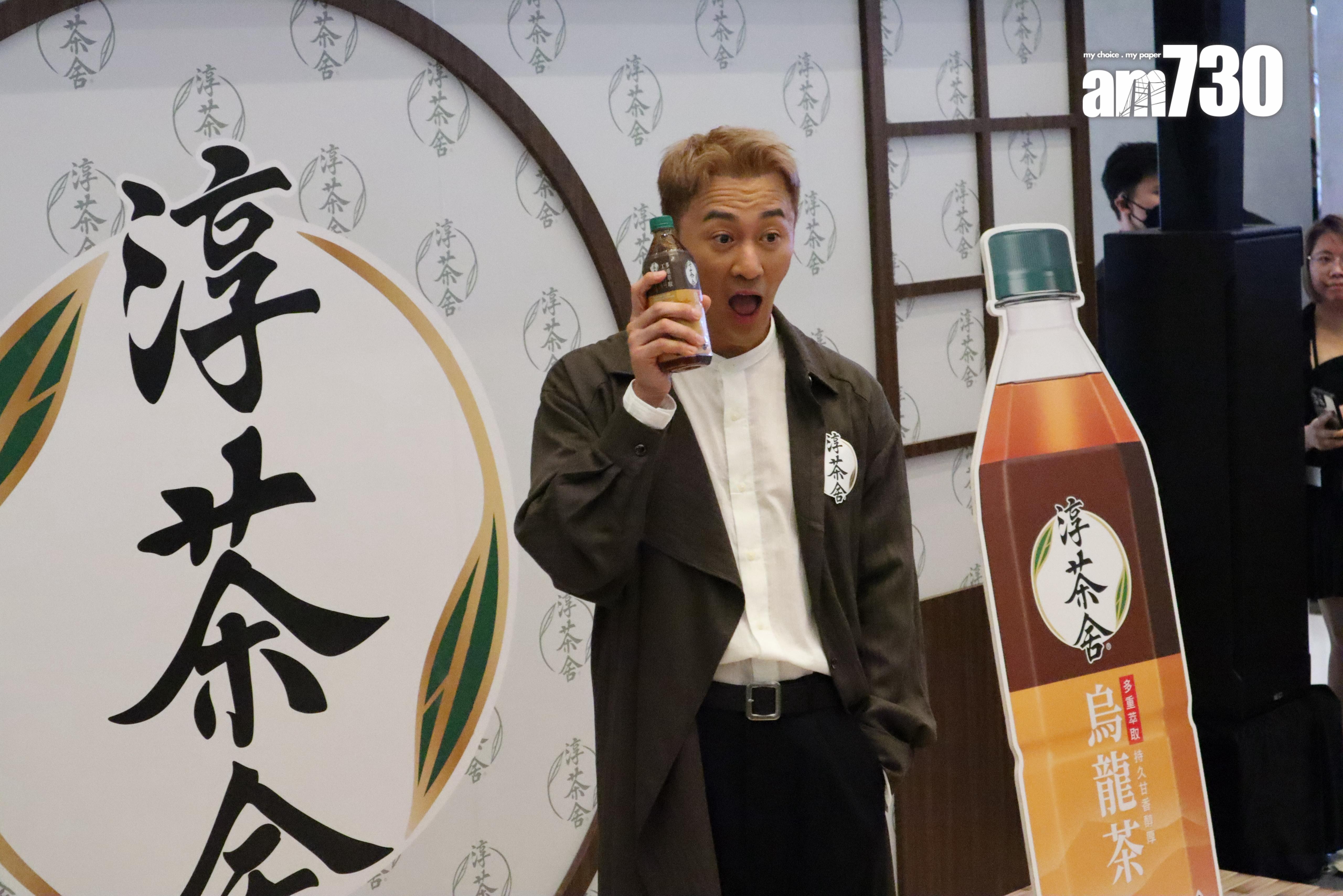 林峯出席品牌活動,與fans玩遊戲互動。(娛樂組攝)