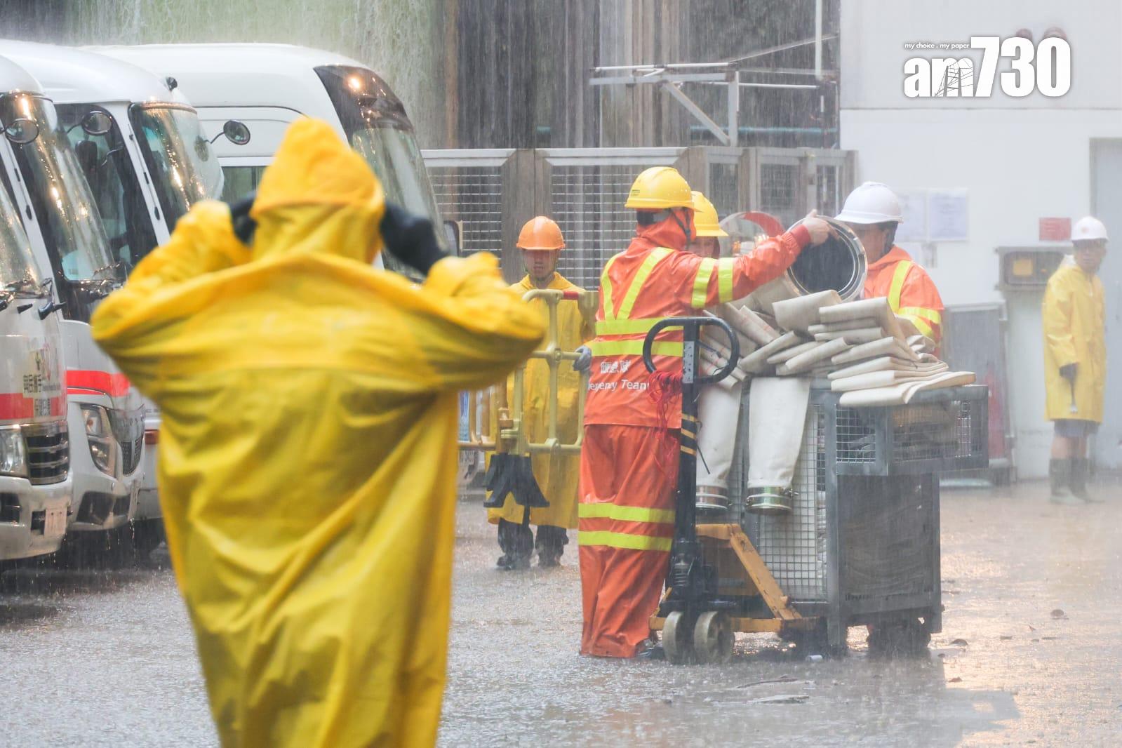 黑雨下瑪麗醫院嚴重水浸影響服務(吳康琦攝)