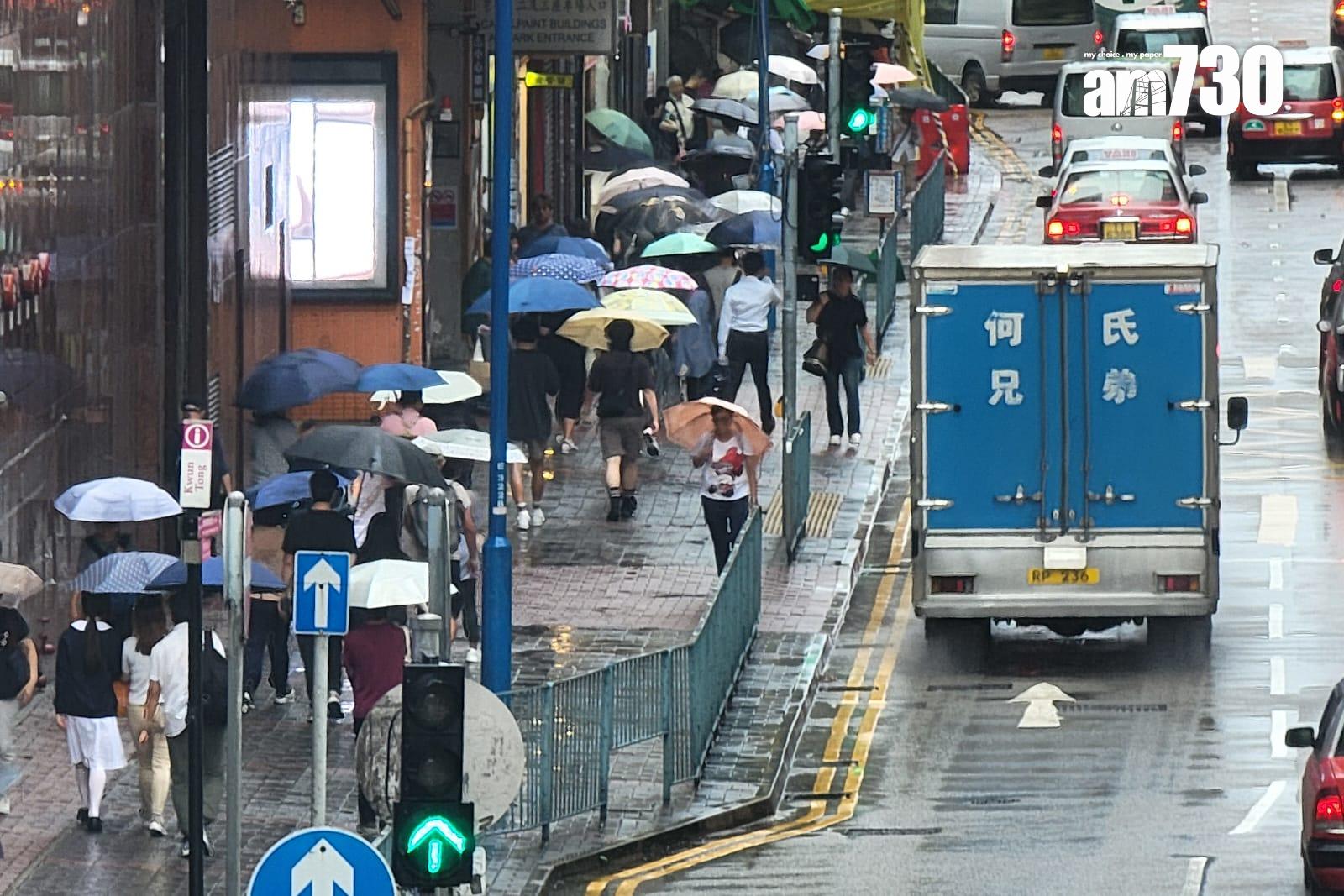 本周中後期有驟雨雷暴。(資料圖片)