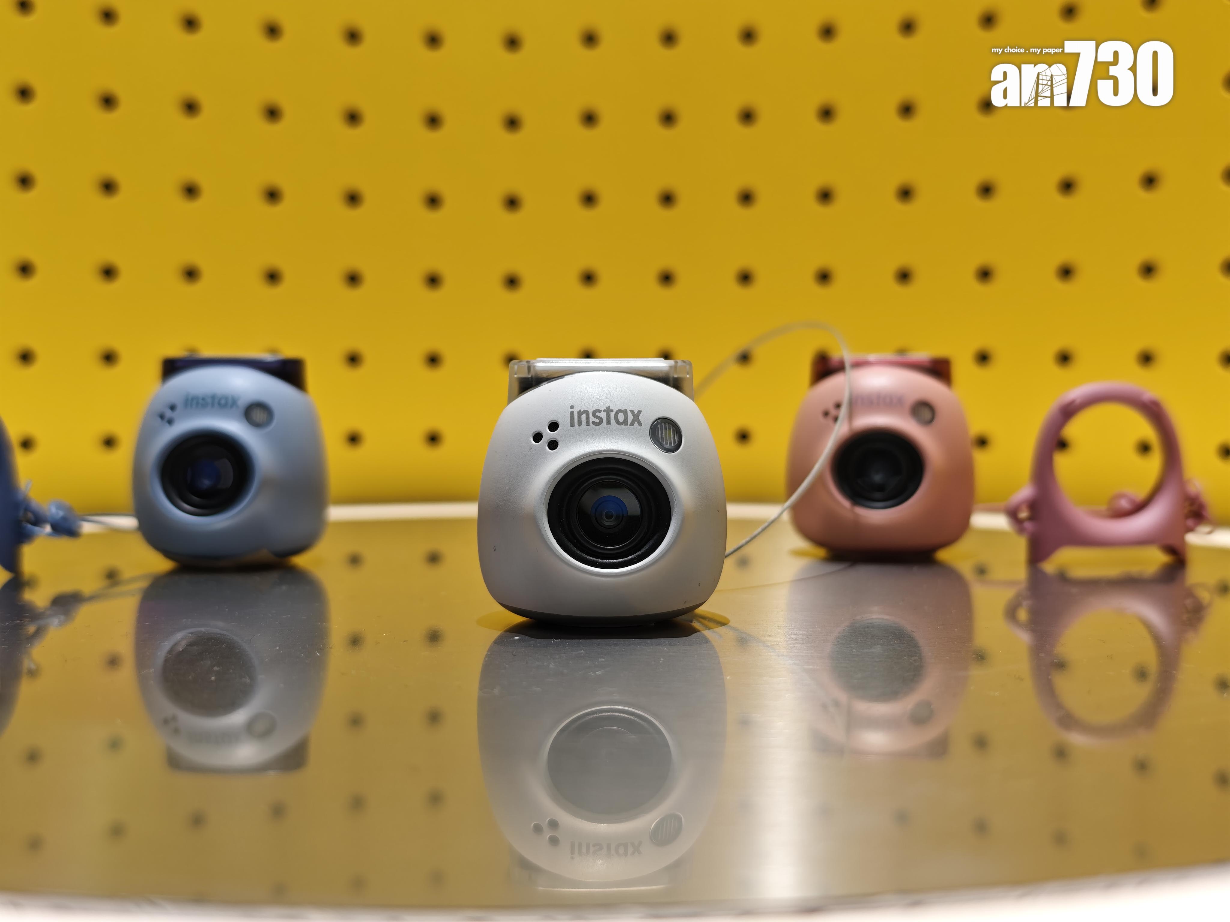 可愛的玩具相機instax Pal,售價$480。