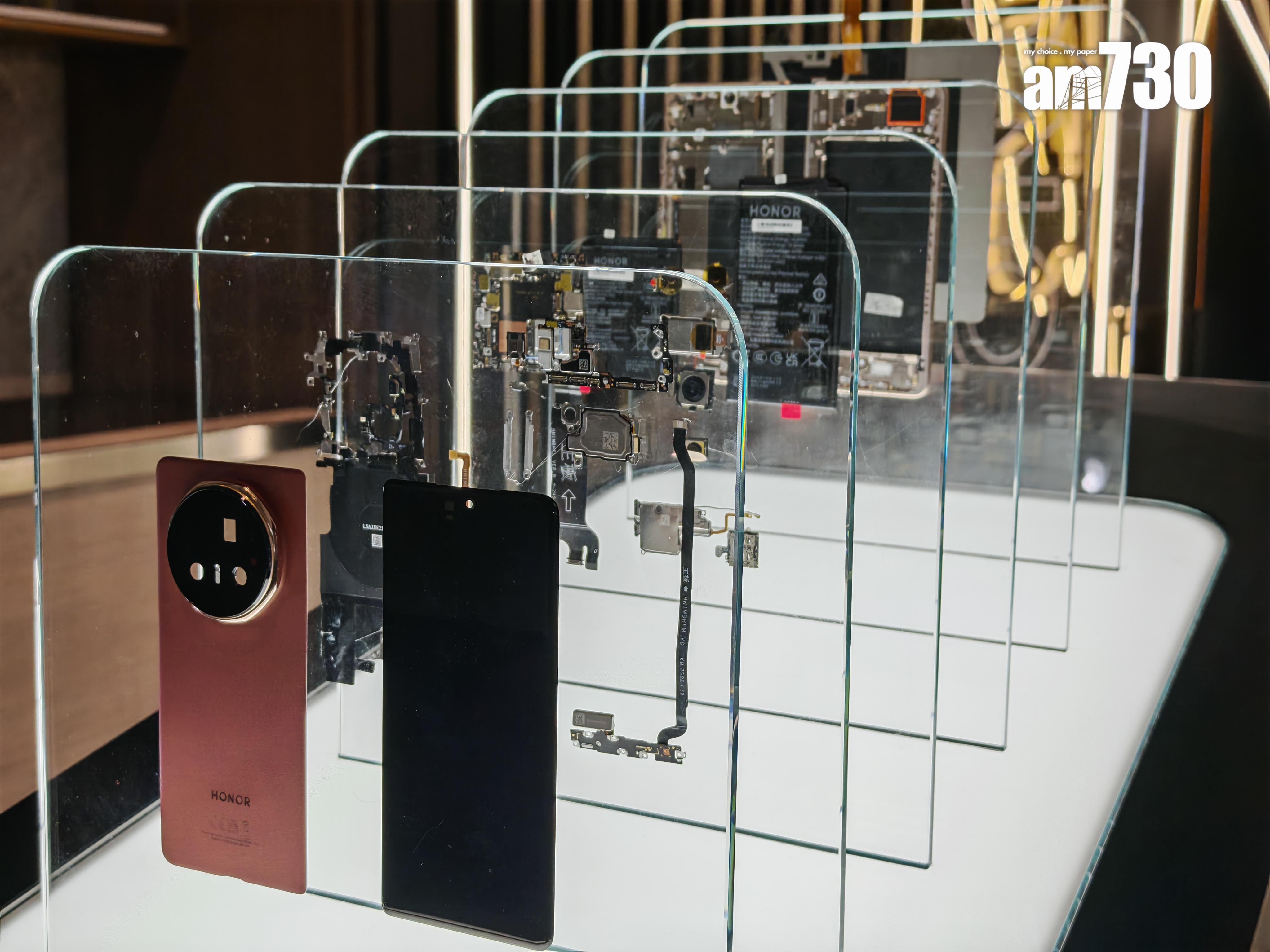 HONOR Magic V5機內部件相當精細,造就纖薄機身。