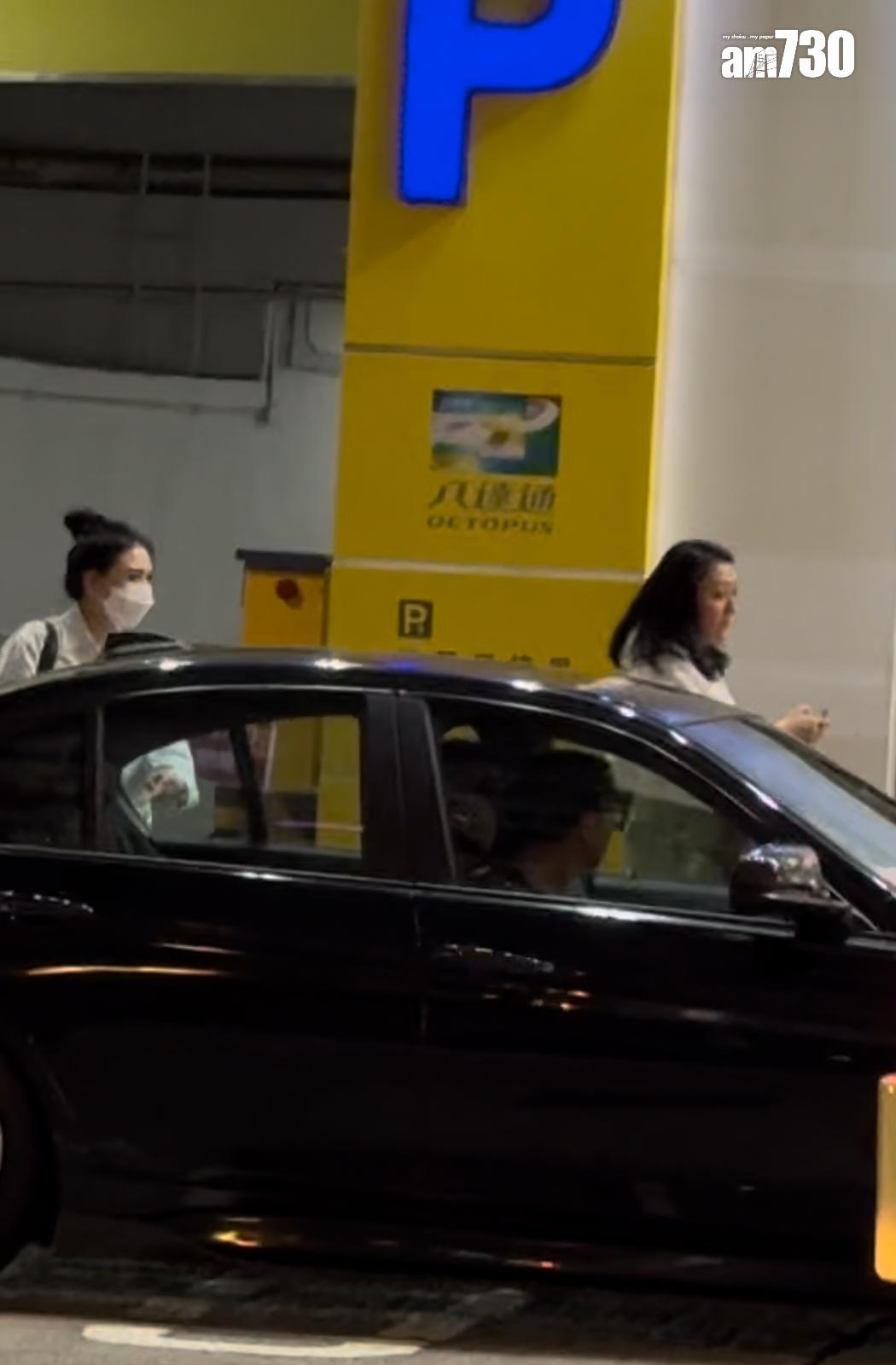 平時有司機跟出跟入的邱淑貞,今次竟與甄楚倩叫uber。 (娛樂組攝)