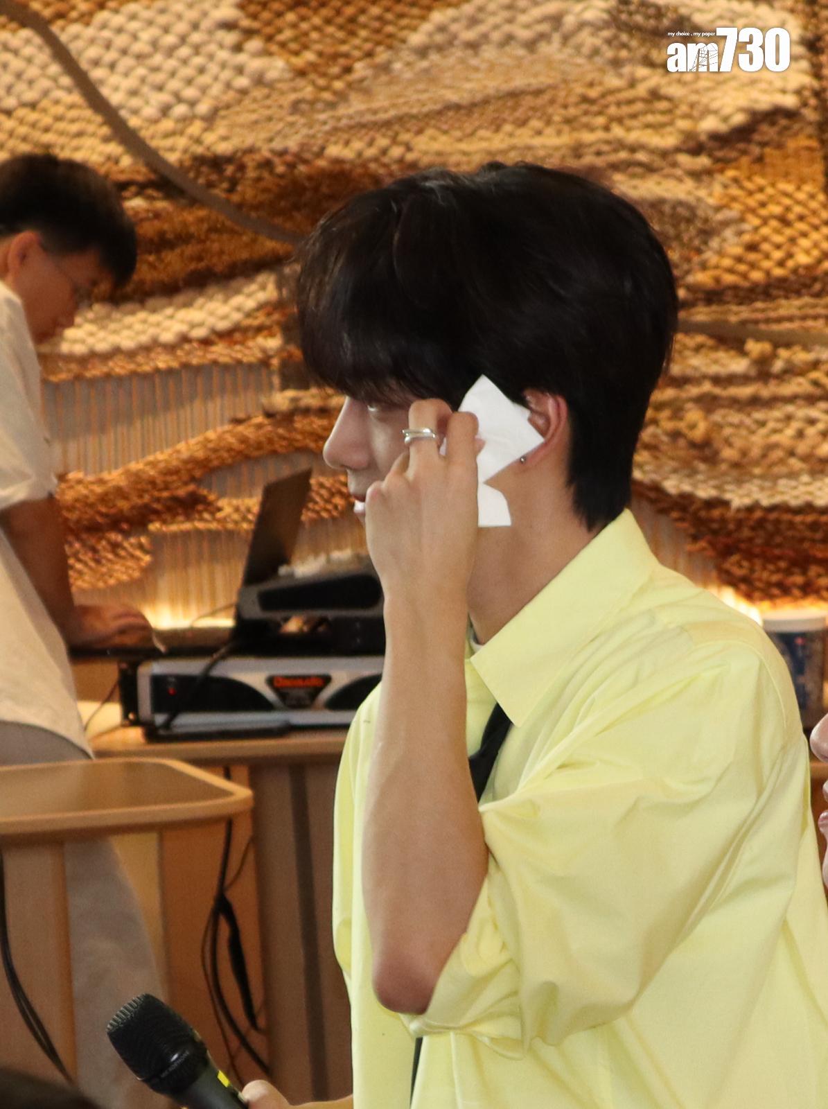 顏秋越今日(28日)現身尖沙咀出席飲品品牌活動。(娛樂組攝)