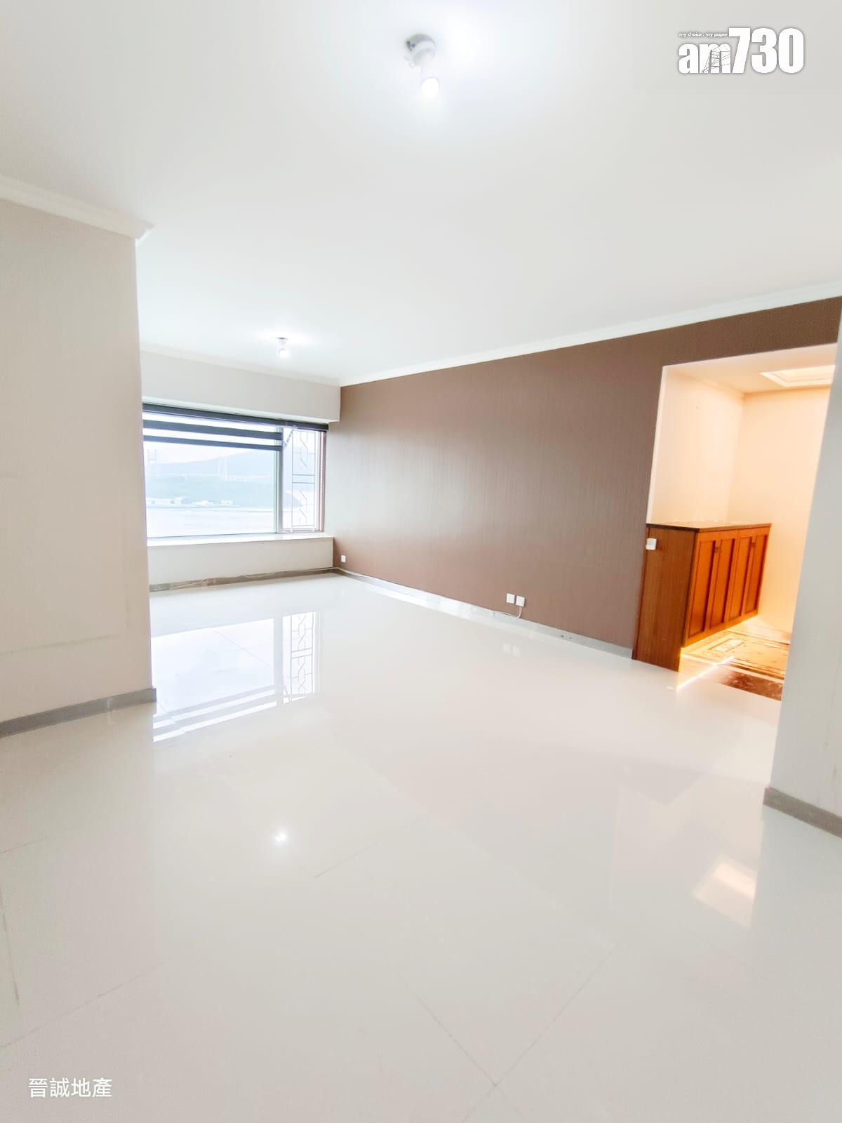 街坊客「無樓睇」照買!深井無遮擋海景三房套7年蝕230萬易主(有圖)|二手樓成交