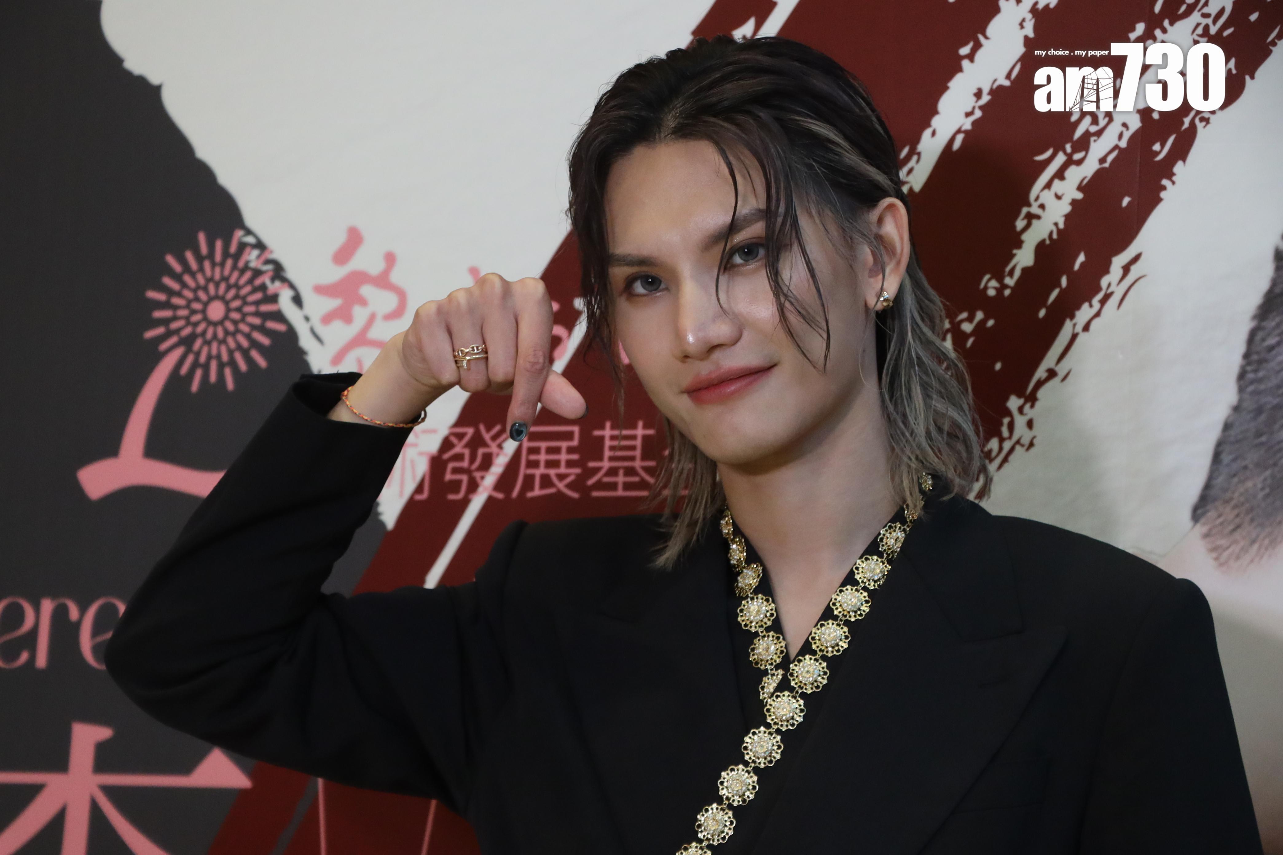 李駿傑Jeremy手指甲上有心心,大派「雙重心心」。(娛樂組攝)