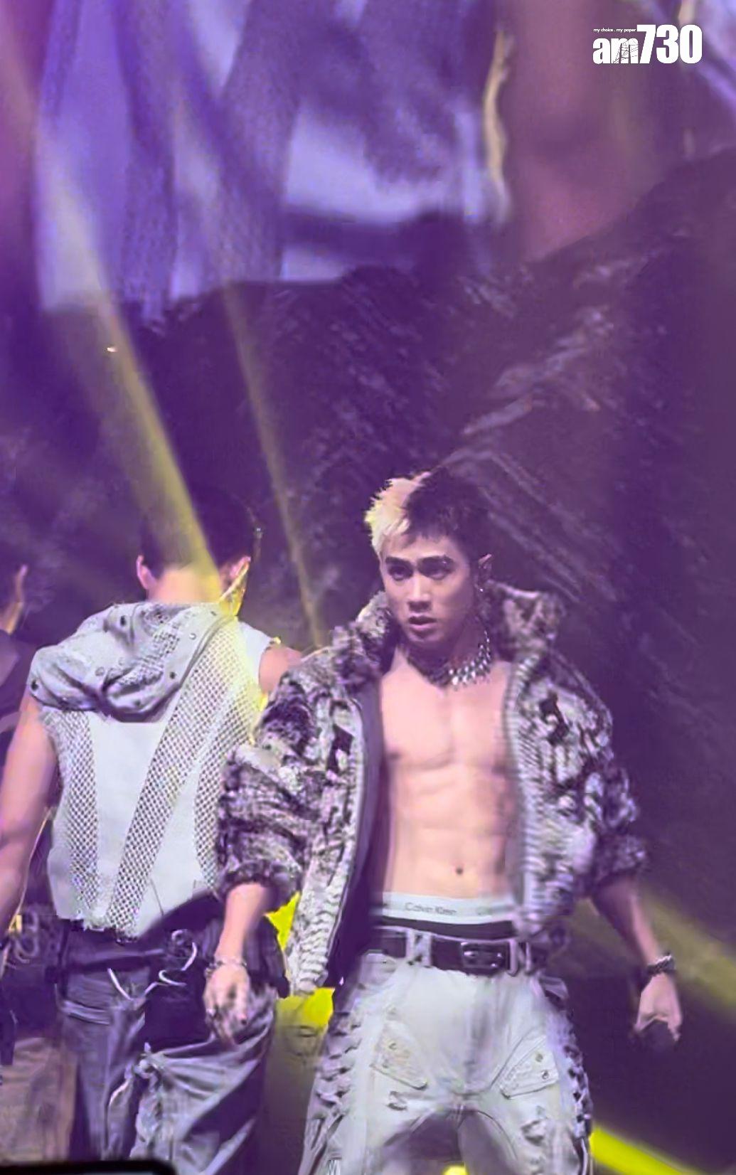 人氣成員Josh充當露肉擔當,在台上大曬肌肉。 (娛樂組攝)