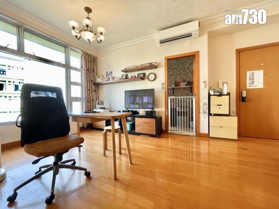 換樓客「6球有找」入手低密度屋苑三房套連車位 呎價8125元(有圖)|二手樓成交