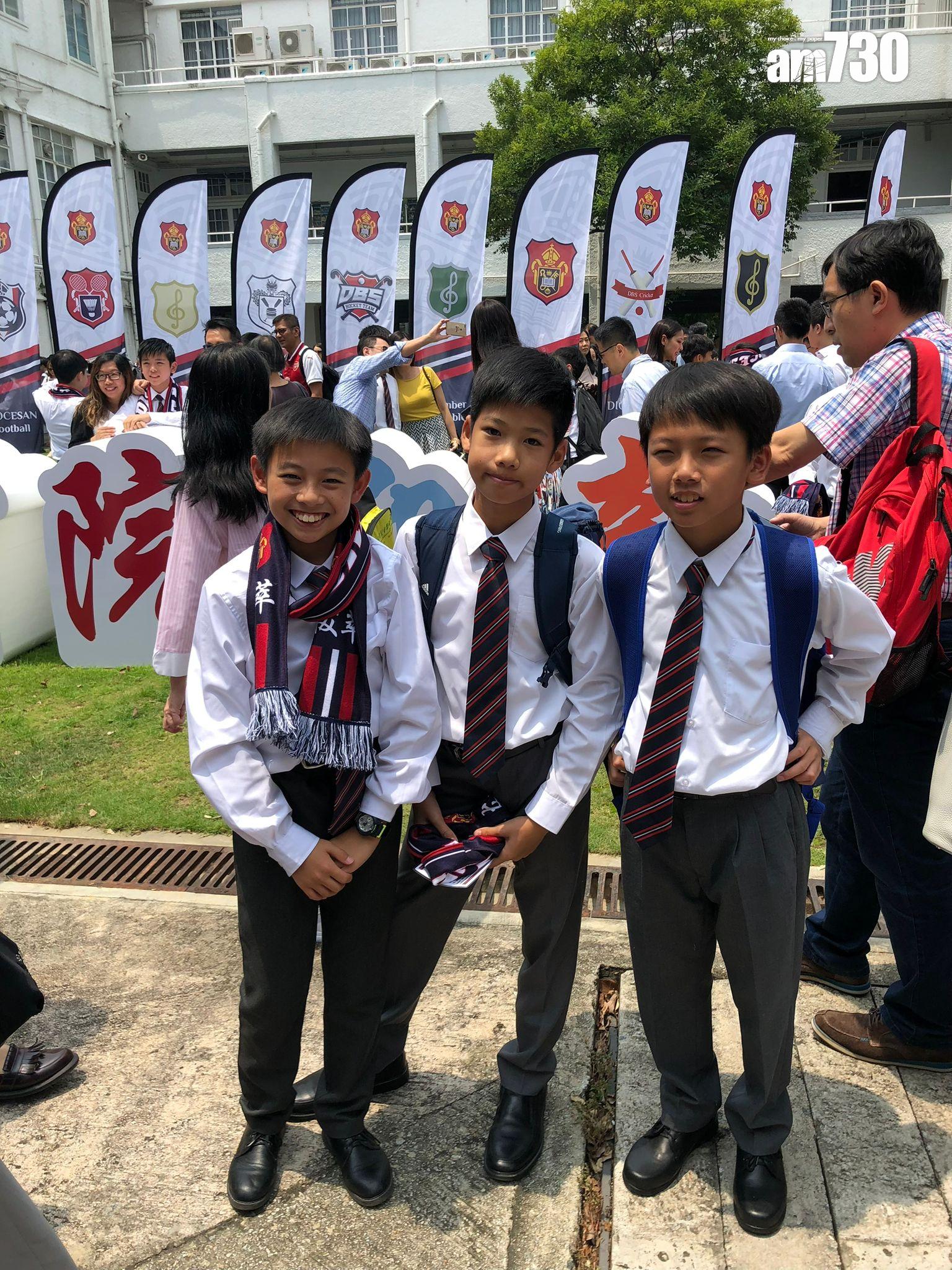 周子謙(中)努力平衡學業和踢波,期望改寫社會傳統觀念。(受訪者提供)