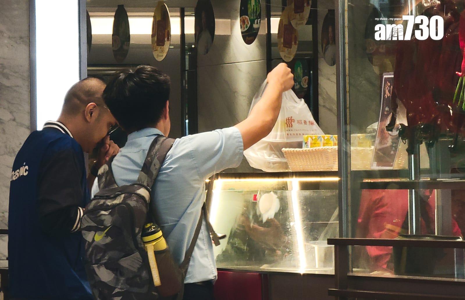 飲食集團稻香控股於選定食肆推出「兩餸飯」套餐外賣(吳康琦攝)