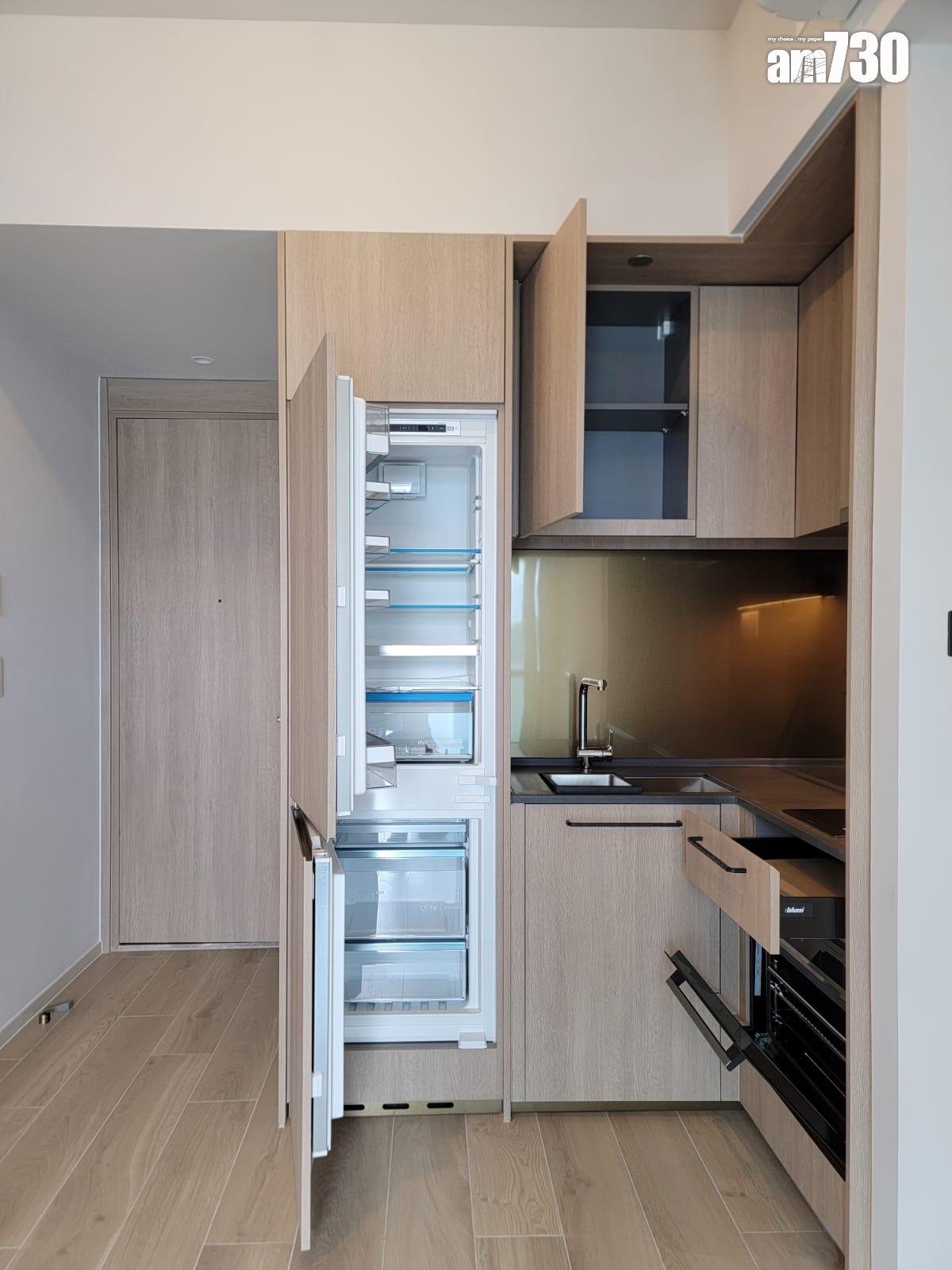 柏蔚森示範單位|385呎交樓標準兩房 前迎維港海景(多圖有片)|啟德新盤