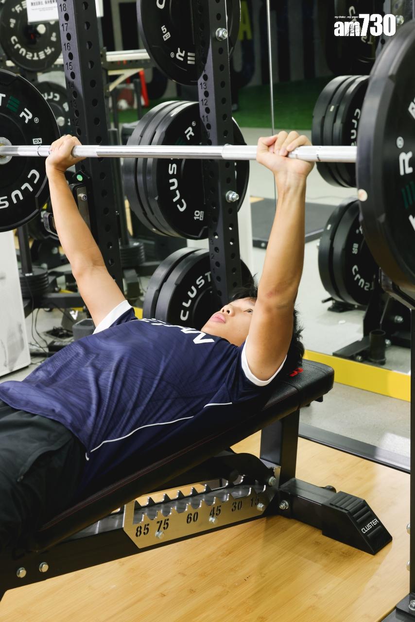 面對這麼多「最年輕」頭銜,周子謙坦言是壓力亦是動力。(吳康琦攝)