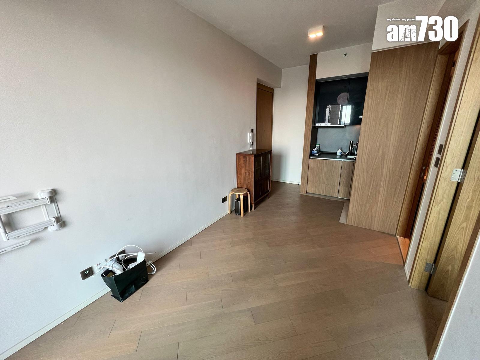 荃灣柏傲灣高層海景一房蝕讓盤,內部裝修新淨,吸引上車客在減息前偷步入市承接。(代理提供)