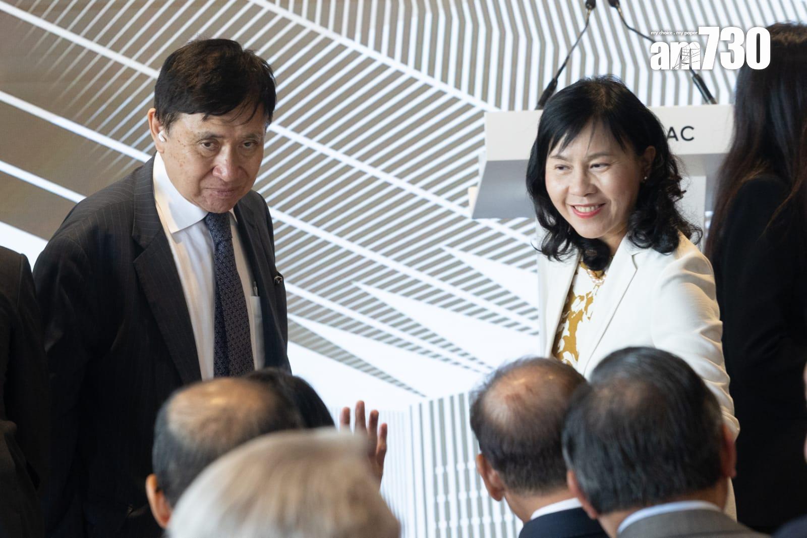 新鴻基地產主席兼董事總經理郭炳聯及香港商用航空中心全新客運大樓今日啟用。(蘇文傑攝)