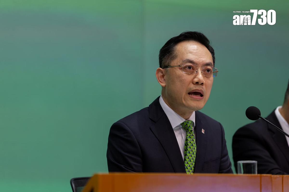 林文健預計,有關青少年及兒童使用社交媒體指引修訂的專家小組,年底前可召開會議。(周令知攝)