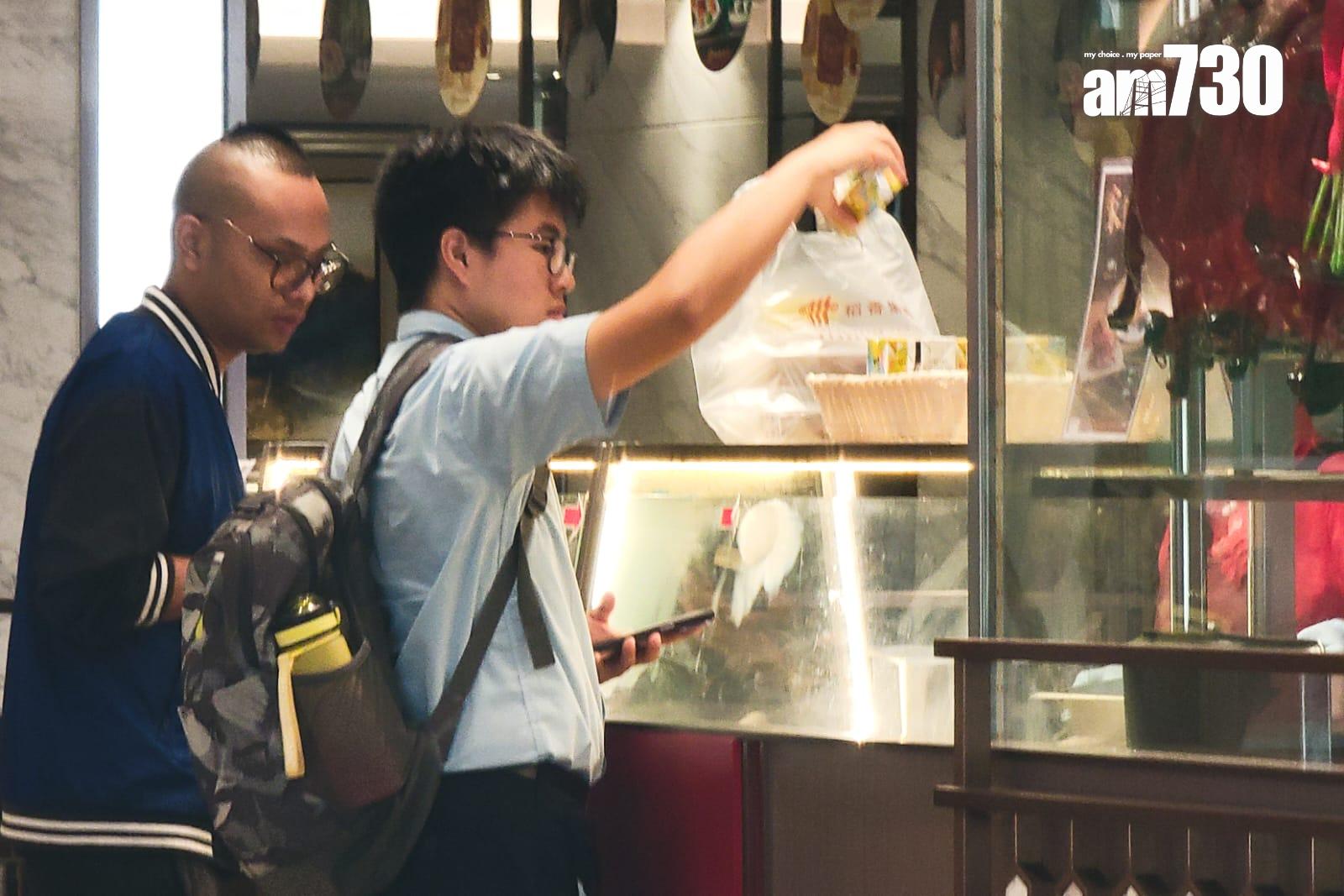 飲食集團稻香控股於選定食肆推出「兩餸飯」套餐外賣(吳康琦攝)