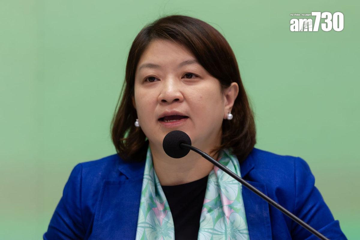 李夏茵表示,上年度外科專科穩定新症要輪候90多個星期,情況仍然不理想。(周令知攝)