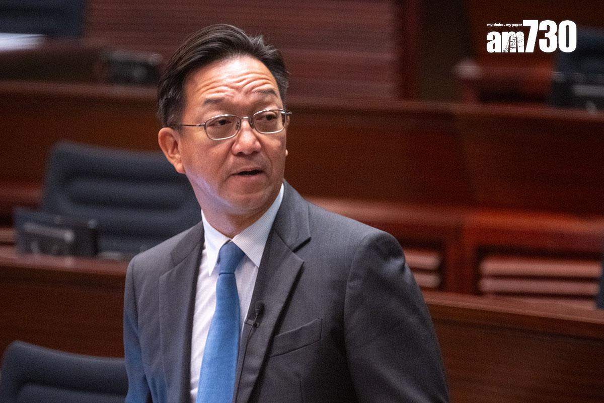 身兼行政會議成員的劉業強投贊成票。(資料圖片)