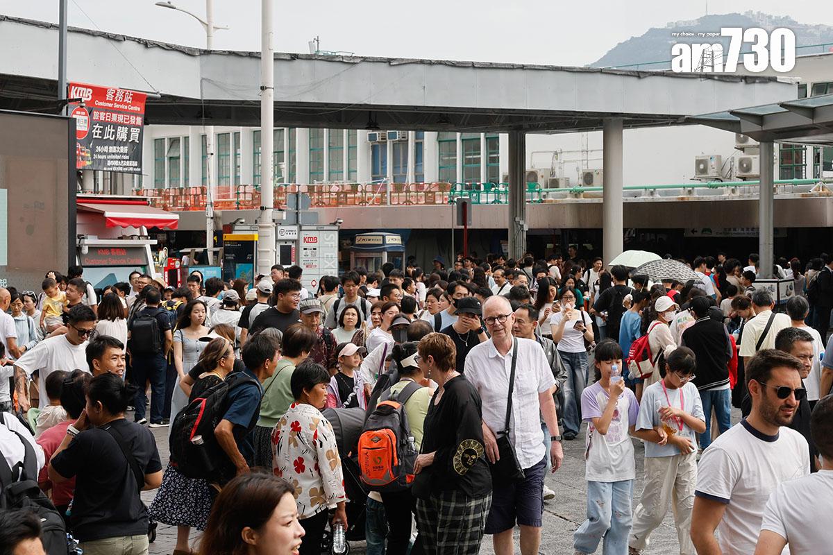 旅發局數字顯示,今年上半年過夜旅客人次較去年同期升7%。(資料圖片/蘇文傑攝)