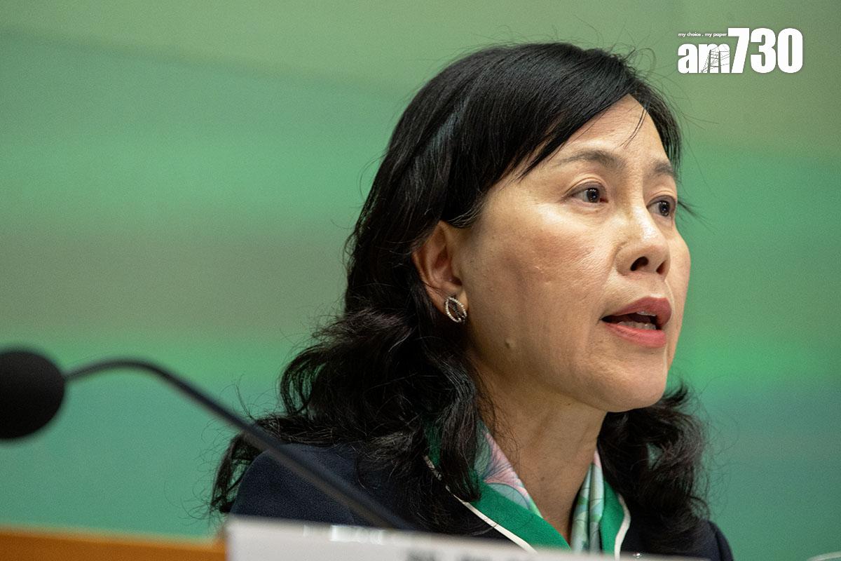 陳美寶表示,政府會因應東壩旅遊巴許可證的使用情況,適時檢視配額。(資料圖片/周令知攝)