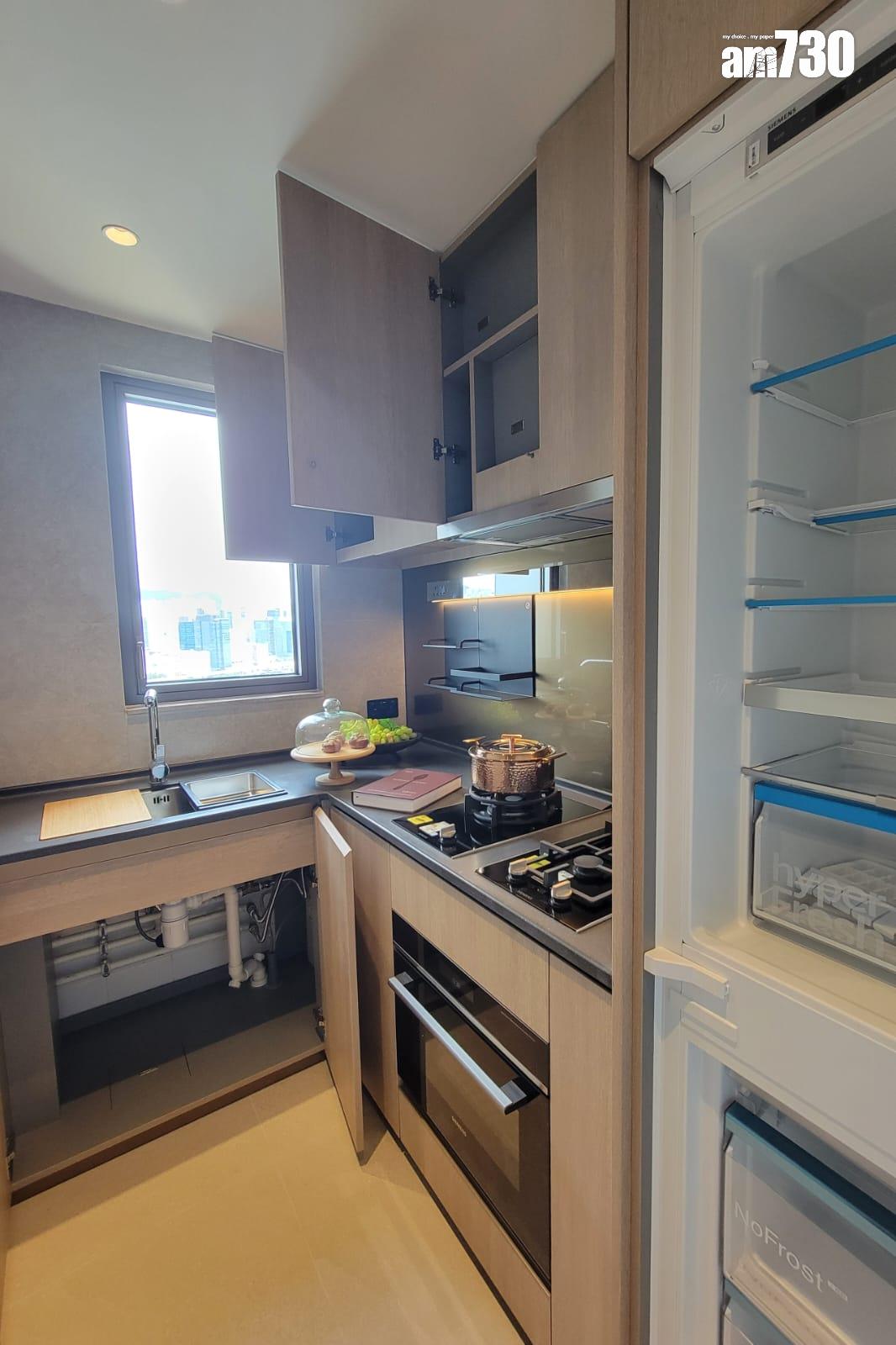 柏蔚森示範單位|666呎連裝修三房戶 廳房均享遊艇海景 (多圖有片)|啟德新盤