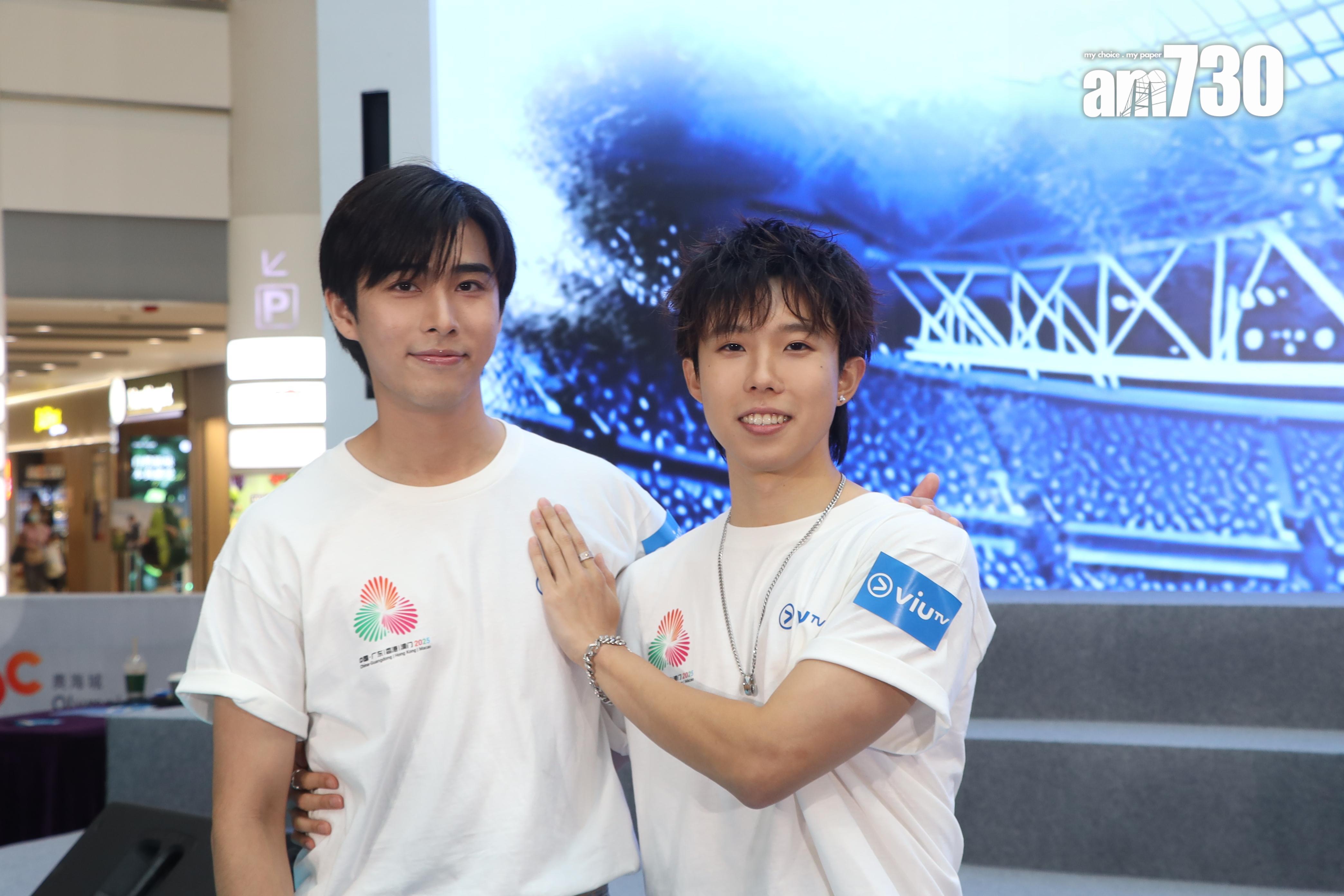 P1X3L的Phoebus和Marco示範攞「奶」(line)。(娛樂組攝)