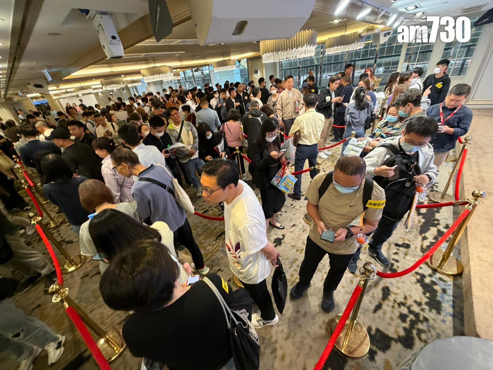 柏瓏III開賣|今首輪發售138伙 中原:4至5組大手客出席|錦上路新盤