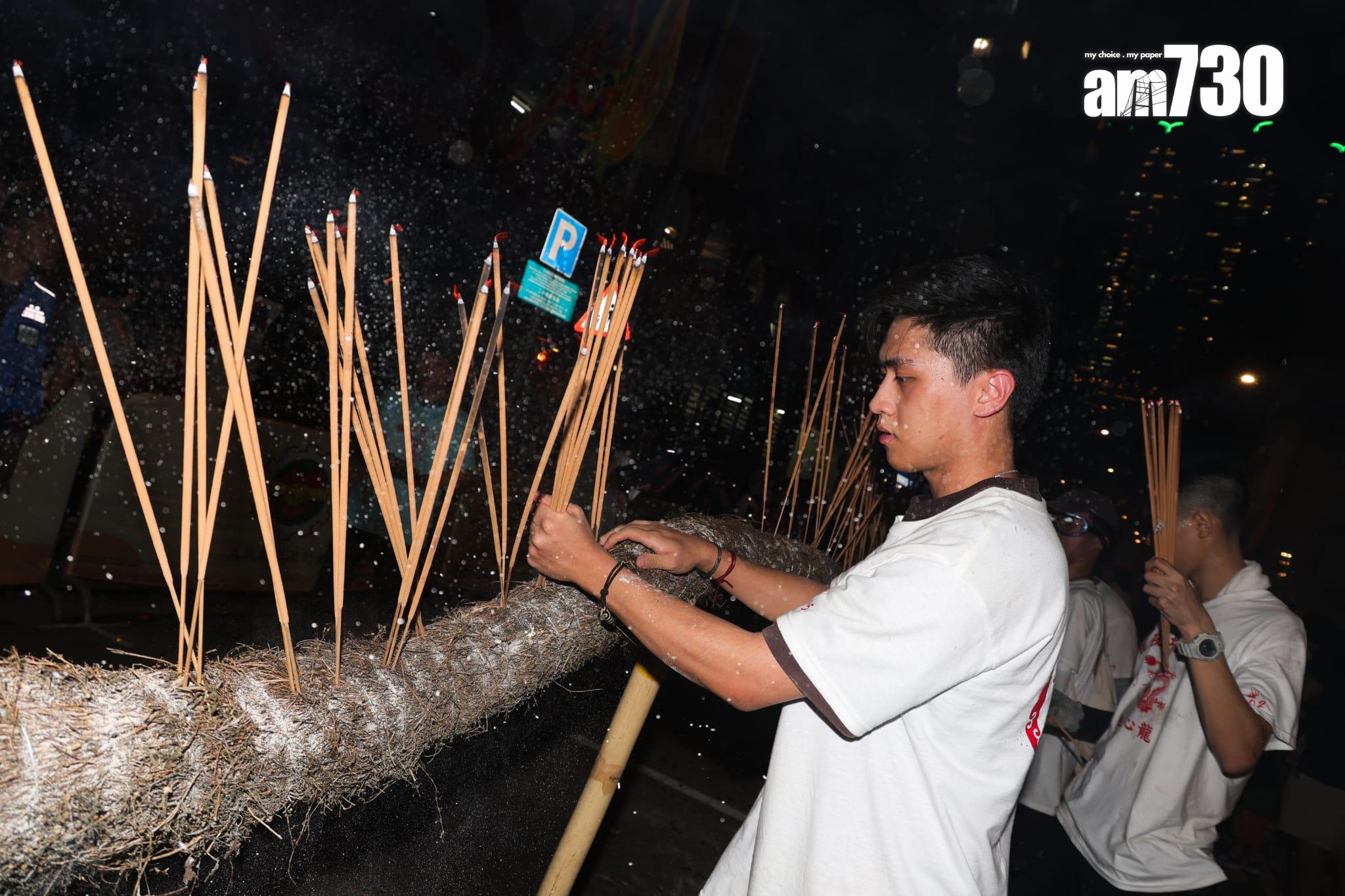 大坑舞火龍(吳康琦攝)