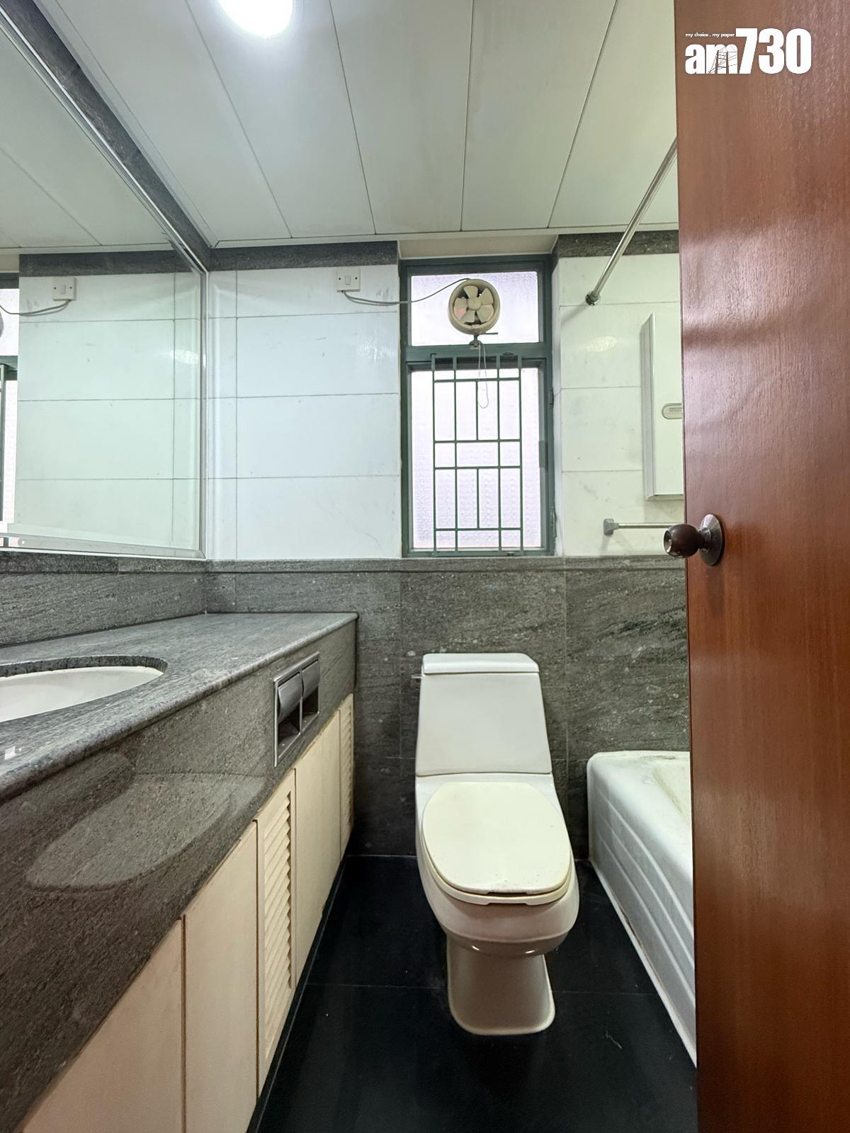 長情業主沽單邊全海景三房 呎價僅$8782 買入32年甩手賺逾六成(有圖)|二手樓成交