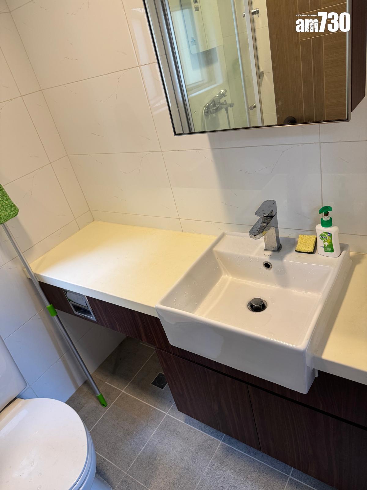 半新居屋連裝修兩房3個月減價40萬 成交呎價「9字頭」(多圖)|二手成交