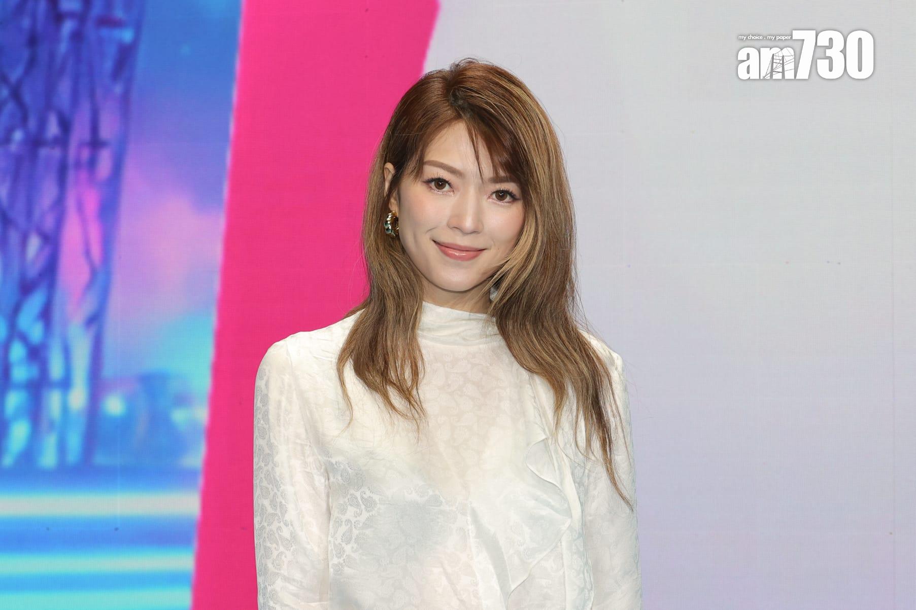 新手媽媽連詩雅將聯同陳凱琳和強尼主持《孩子你怎樣長大》。(吳康琦攝)