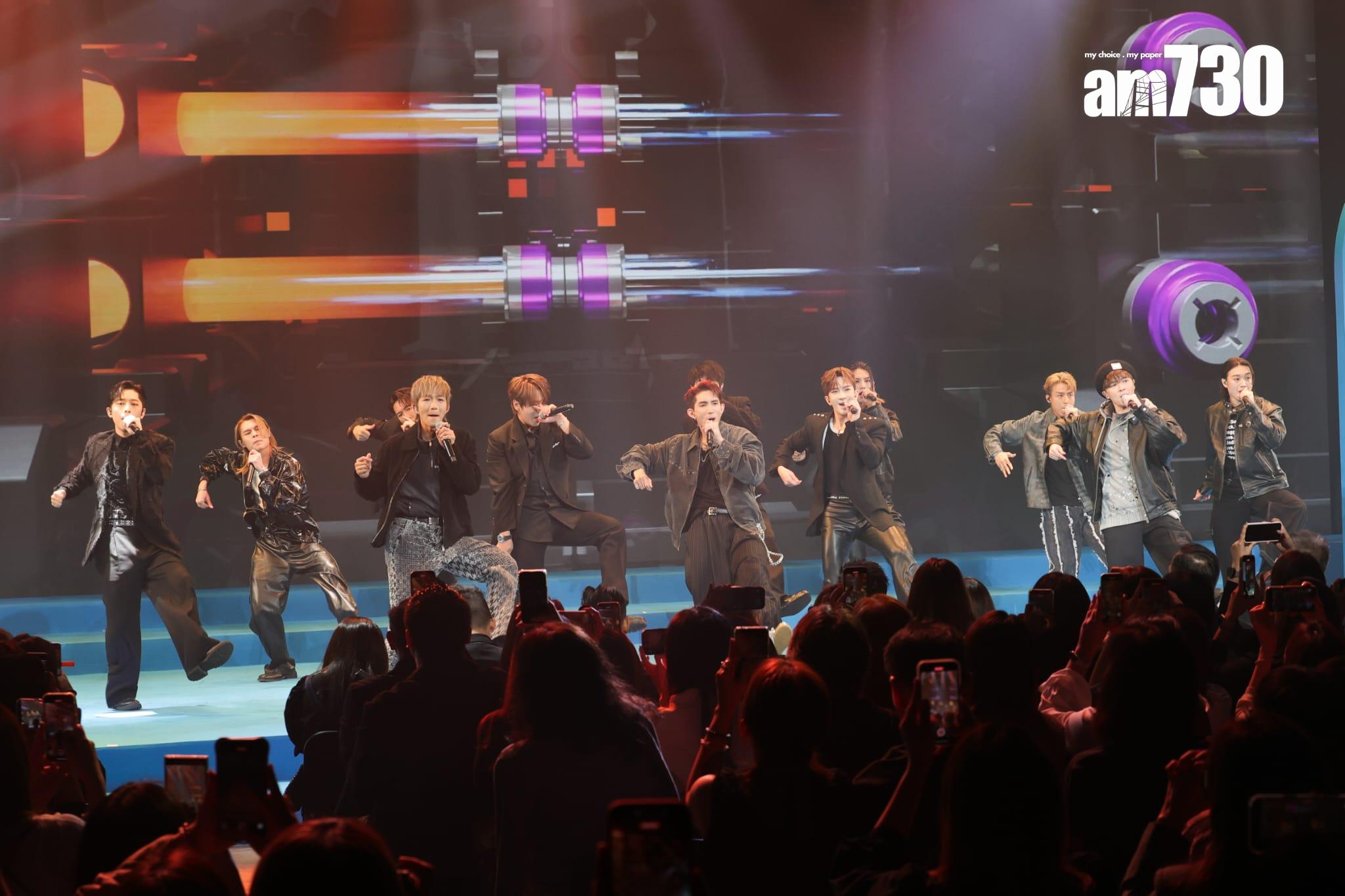 MIRROR跳唱《Day 0》及《BOSS》。(吳康琦攝)