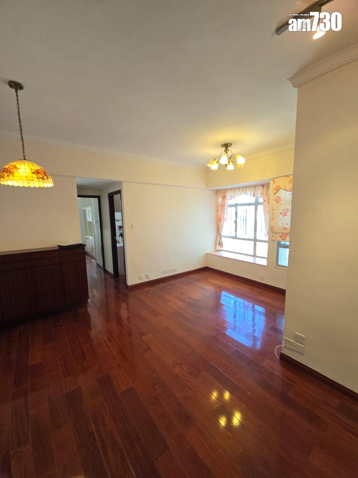 區內客搵盤搵足兩年 成功講價平「1球」買葵涌廣場三房 代理:造價創今年新高(多圖)|二手樓成交