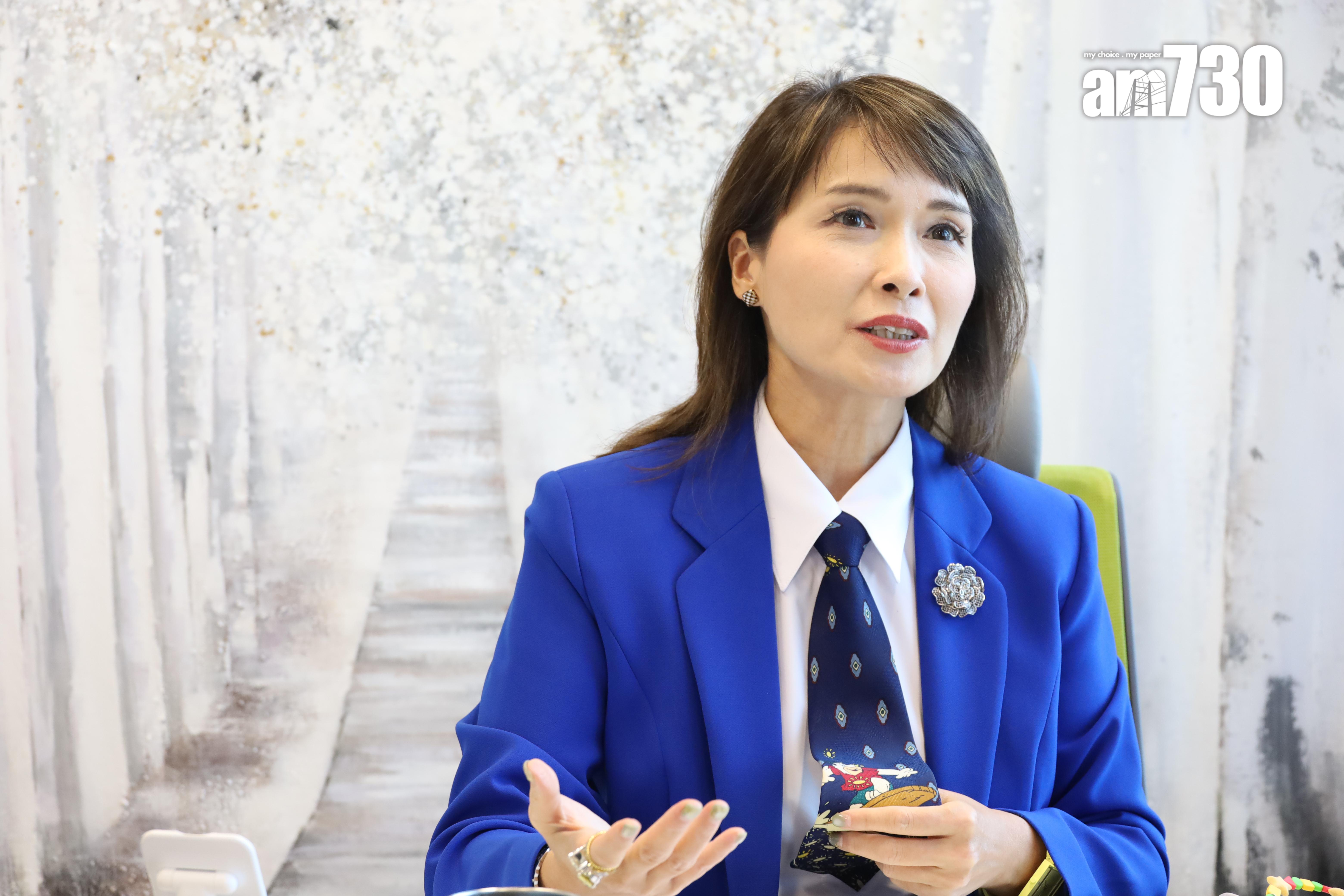 江玉歡繫上的領呔在二手店購入。(鍾式明攝)