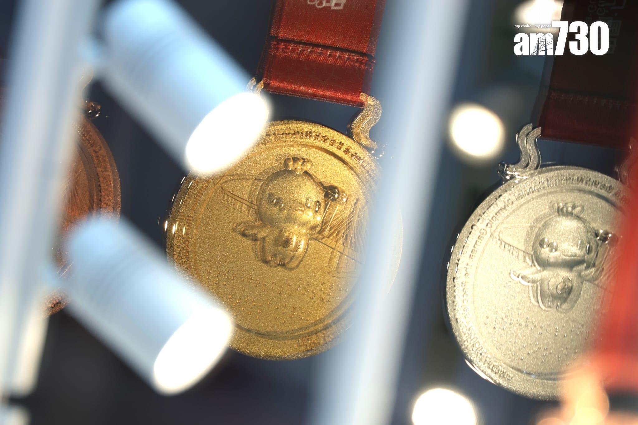 周大福預展十五運會獎牌 設計師:展現歷史文化與榮耀 (林俊源攝)