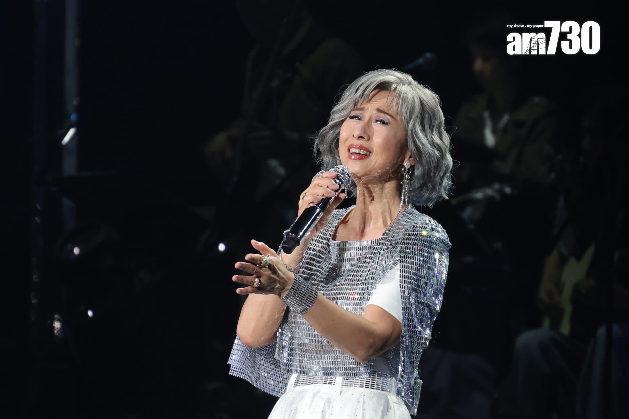 葉蒨文年過60歲,但一樣照跳照扭。(吳康琦攝)