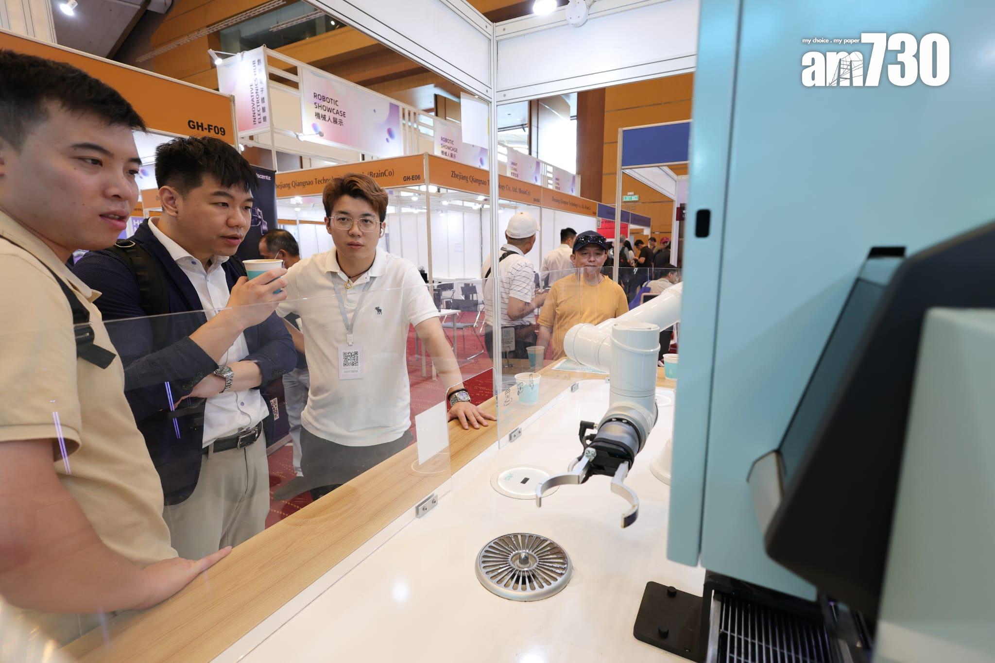 香港貿發局「香港秋季電子產品展」及「國際電子組件及生產技術展」正式開鑼。(吳康琦攝)