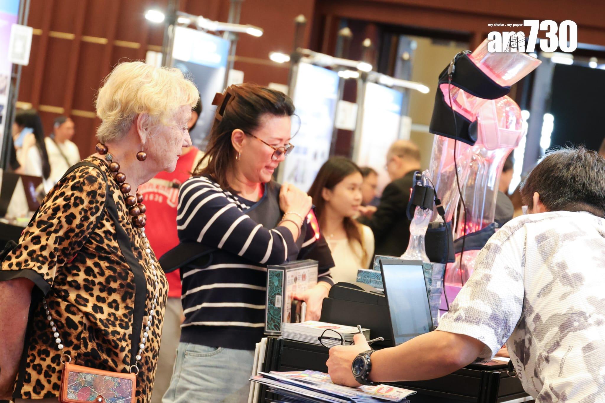 香港貿發局「香港秋季電子產品展」及「國際電子組件及生產技術展」正式開鑼。(吳康琦攝)