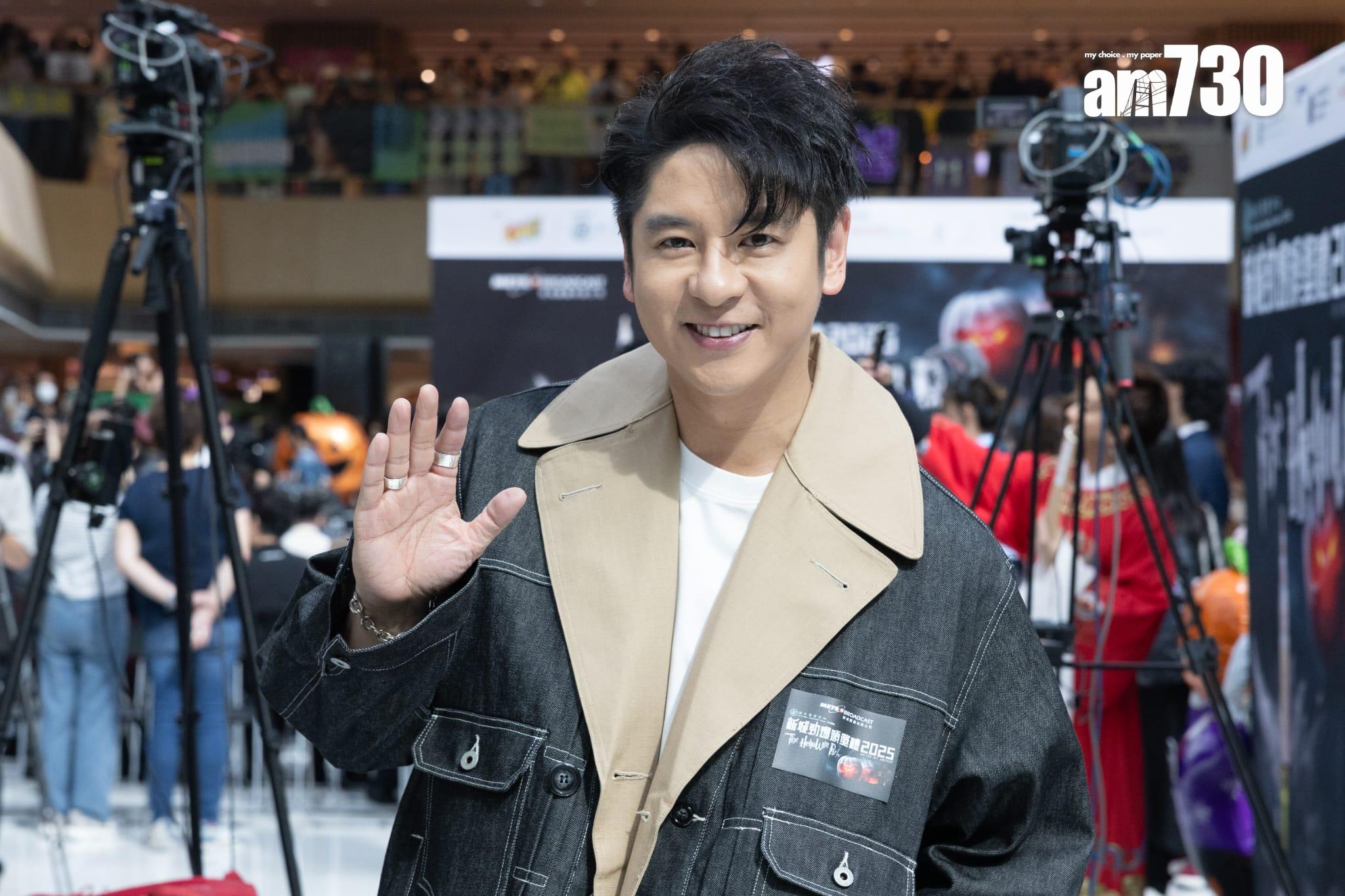 許廷鏗自言今年不算多產,但推出的兩首歌都與生活息息相關。(蘇文傑攝)