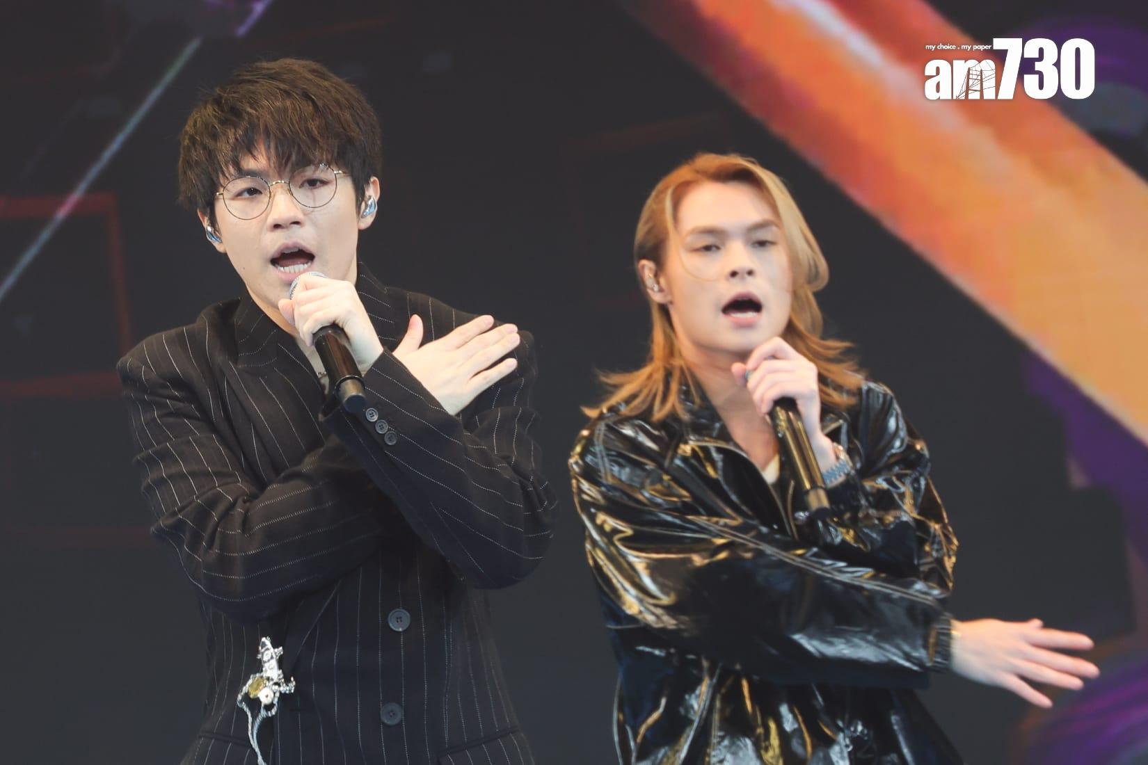 陳卓賢Ian負傷上陣,與MIRROR跳唱《Day 0》及《BOSS》。(吳康琦攝)