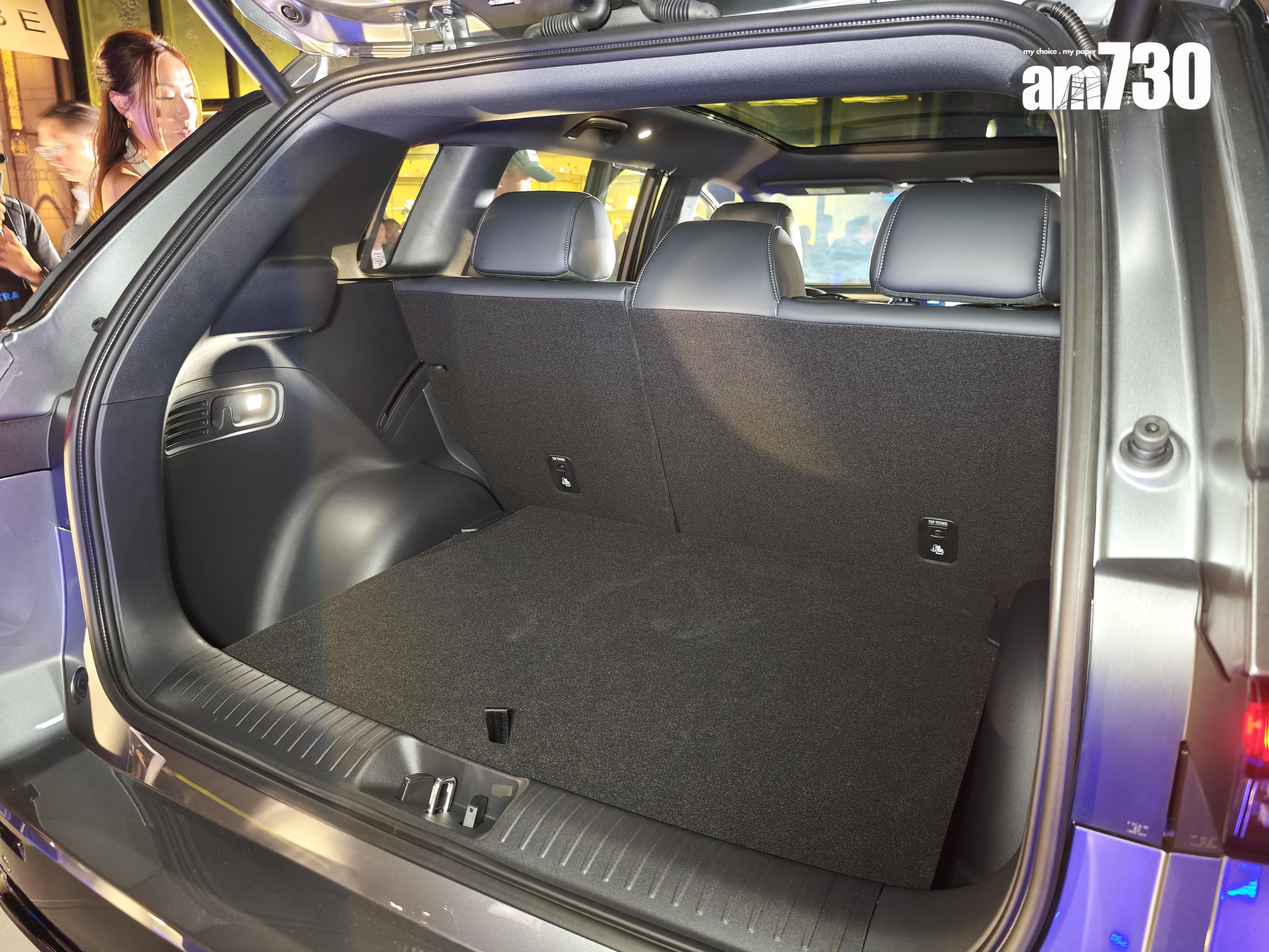 電動車|bZ3X行李箱有427升空間。