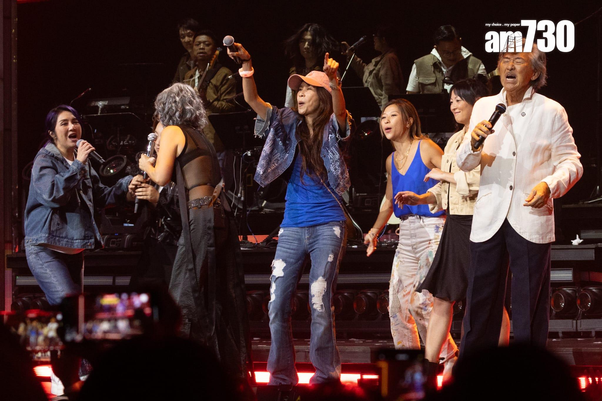 林子禮和葉蒨文紅館演唱會尾場,臨時邀請莫文蔚、楊千嬅上台合唱《敢愛敢做》。(蘇文傑攝)