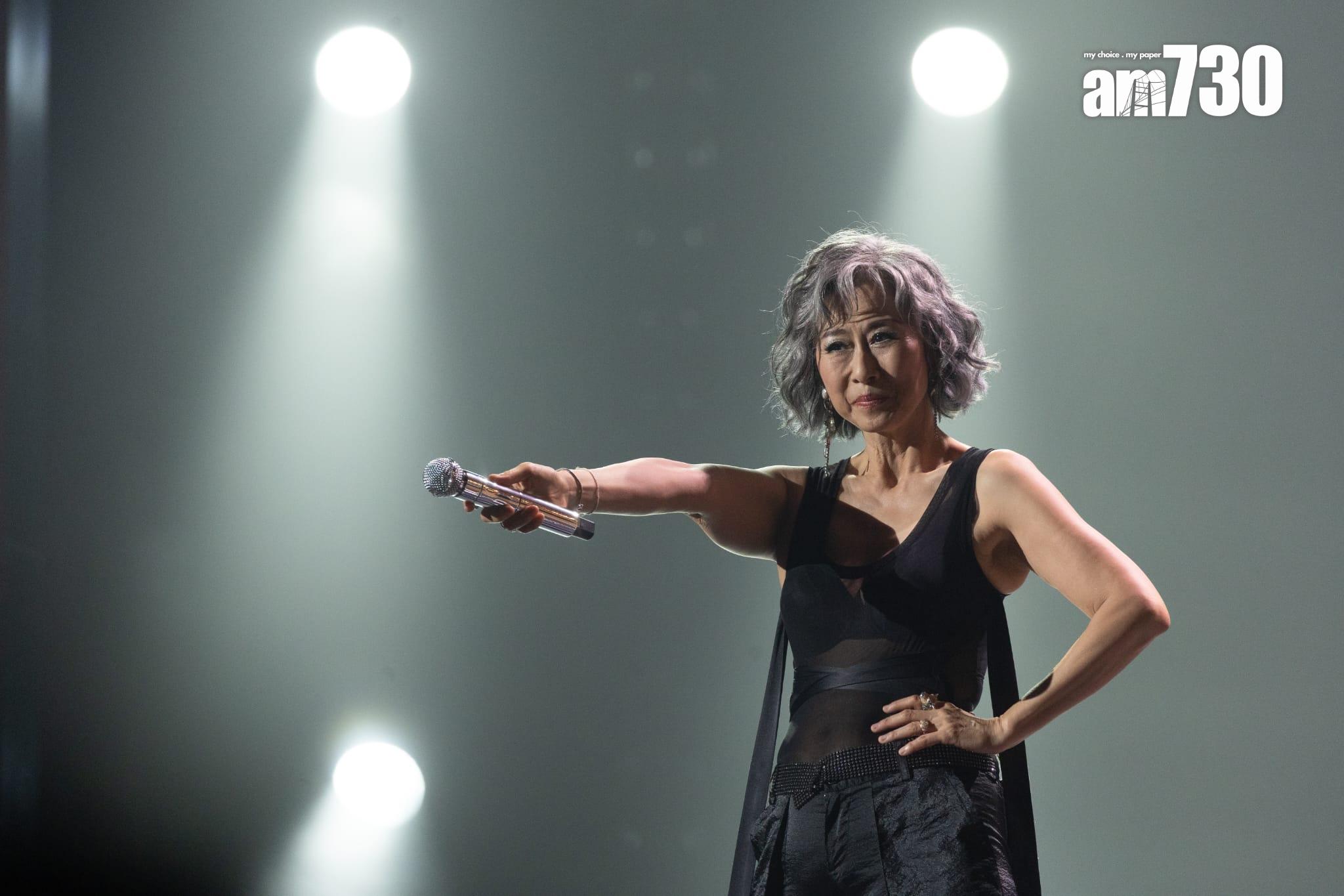 林子祥和葉蒨文紅館演唱會尾場,唱足5場依然狀態大勇。(蘇文傑攝)