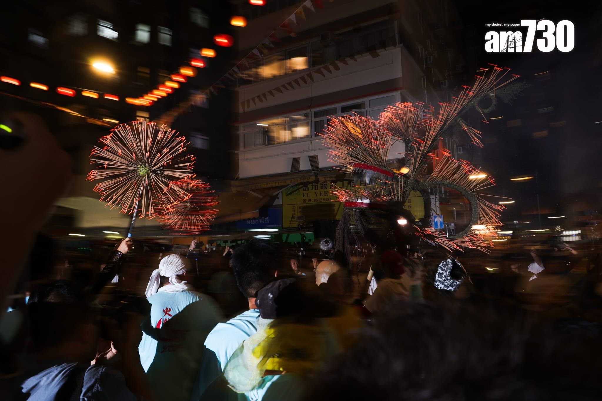 大坑舞火龍(吳康琦攝)