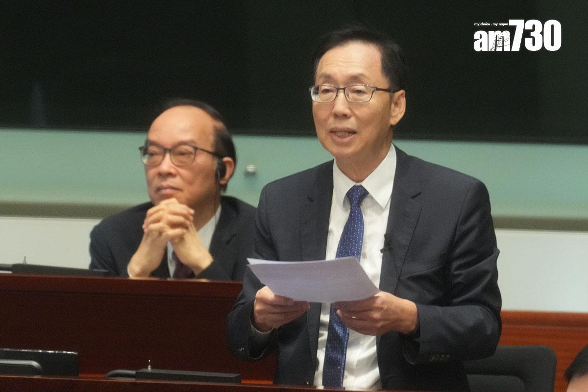 陳健波(右)和馬逢國(左)已宣布不參選新一屆立法會。(資料圖片)